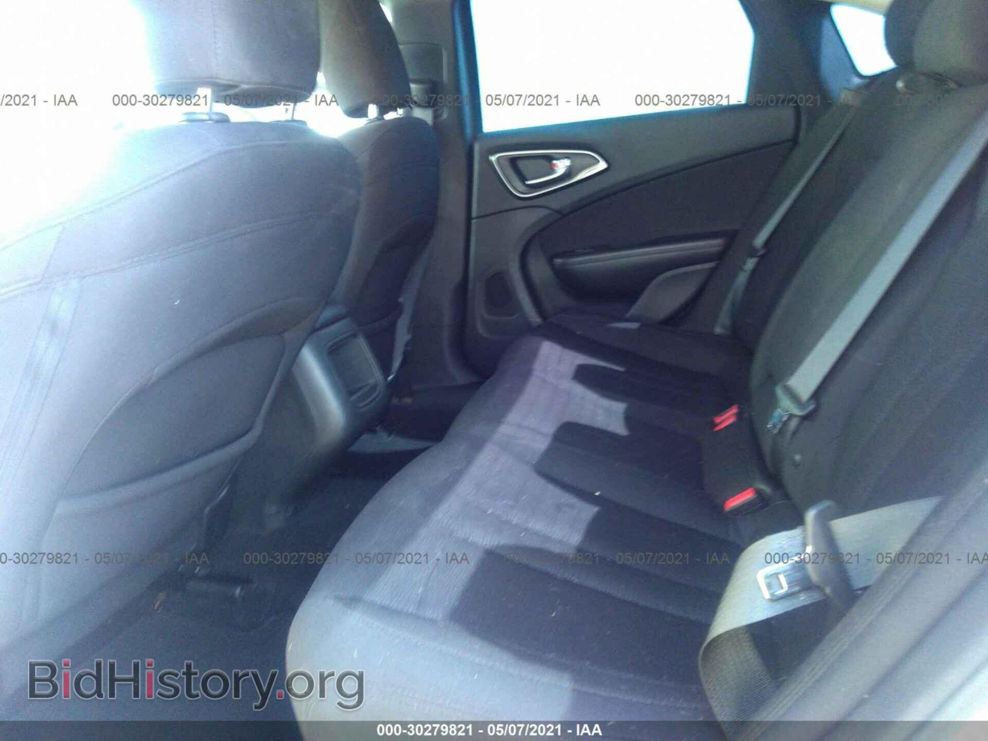 2015 CHRYSLER 200 - VIN: 1C3CCCAB3FN558513 - Photo 8