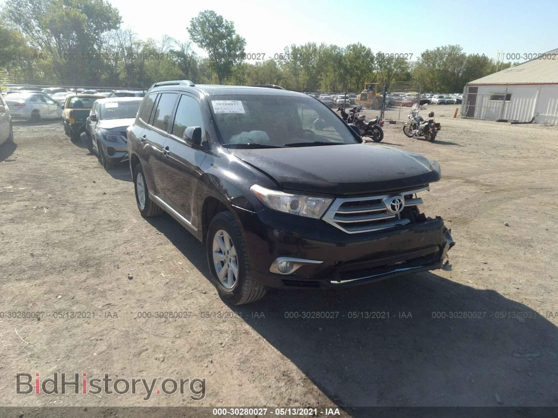 Фотография 5TDBK3EH9CS096067 - TOYOTA HIGHLANDER 2012