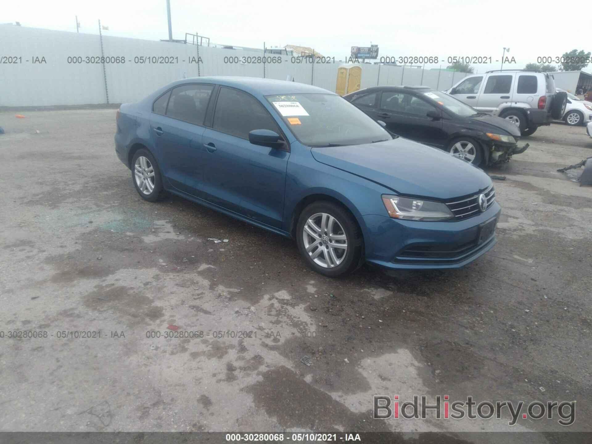 Photo 3VW2B7AJ0JM261921 - VOLKSWAGEN JETTA 2018