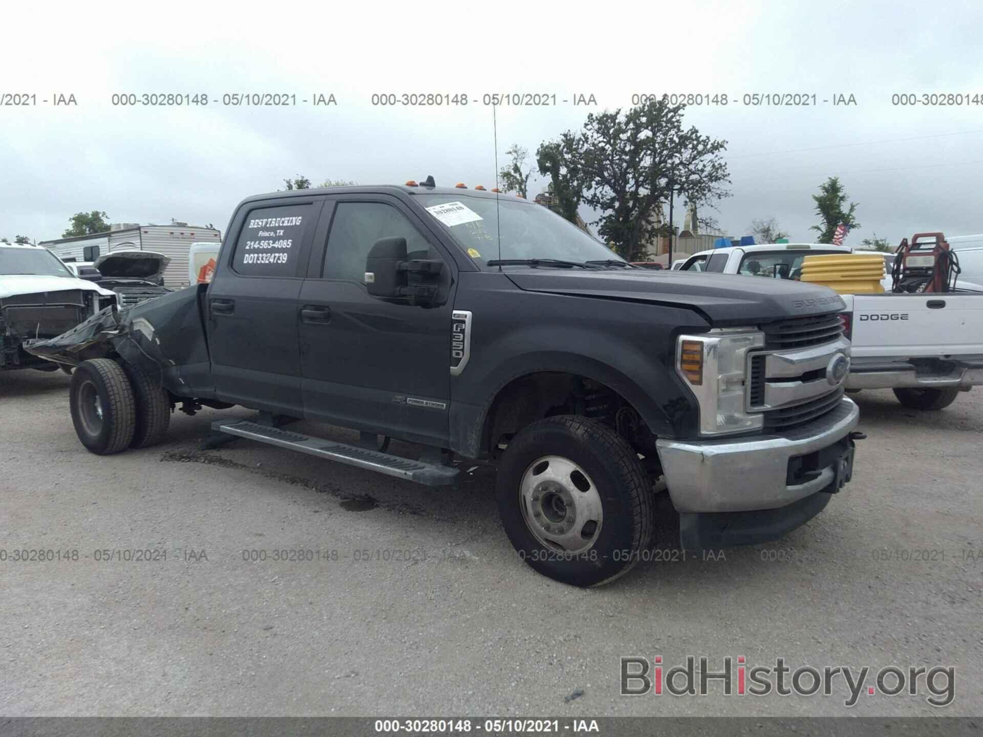 Photo 1FT8W3DT6KEF76950 - FORD SUPER DUTY F-350 DRW 2019