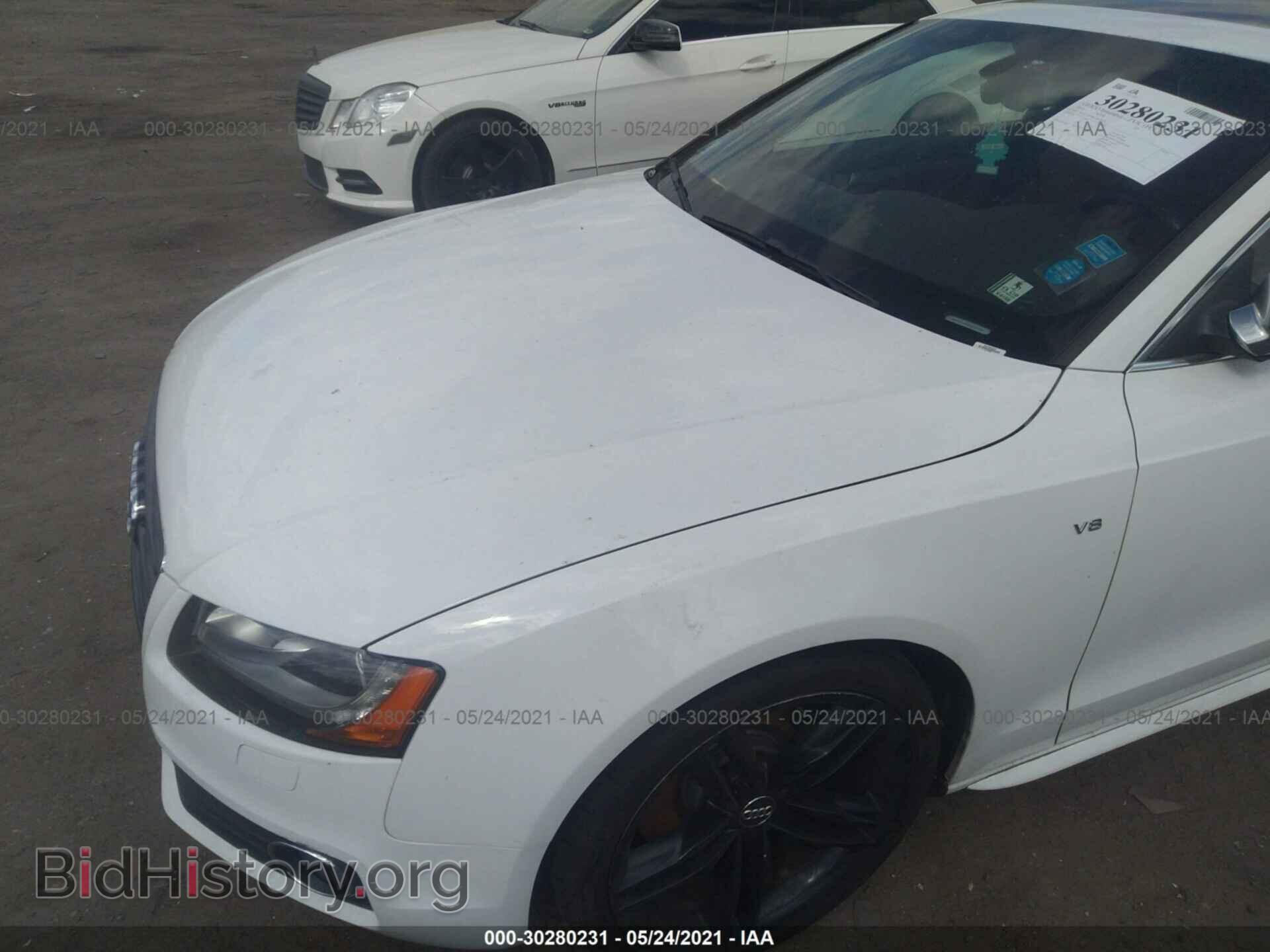 2010 AUDI S5 - VIN: WAUVVAFR4AA048290 - Photo 10