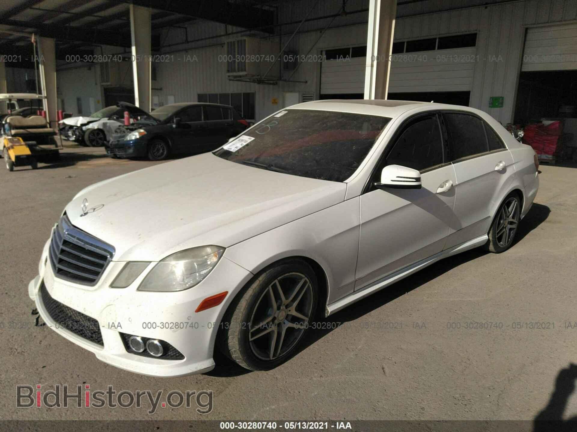 2010 MERCEDES-BENZ E-CLASS - VIN: WDDHF7CB6AA156889 - Фото 2
