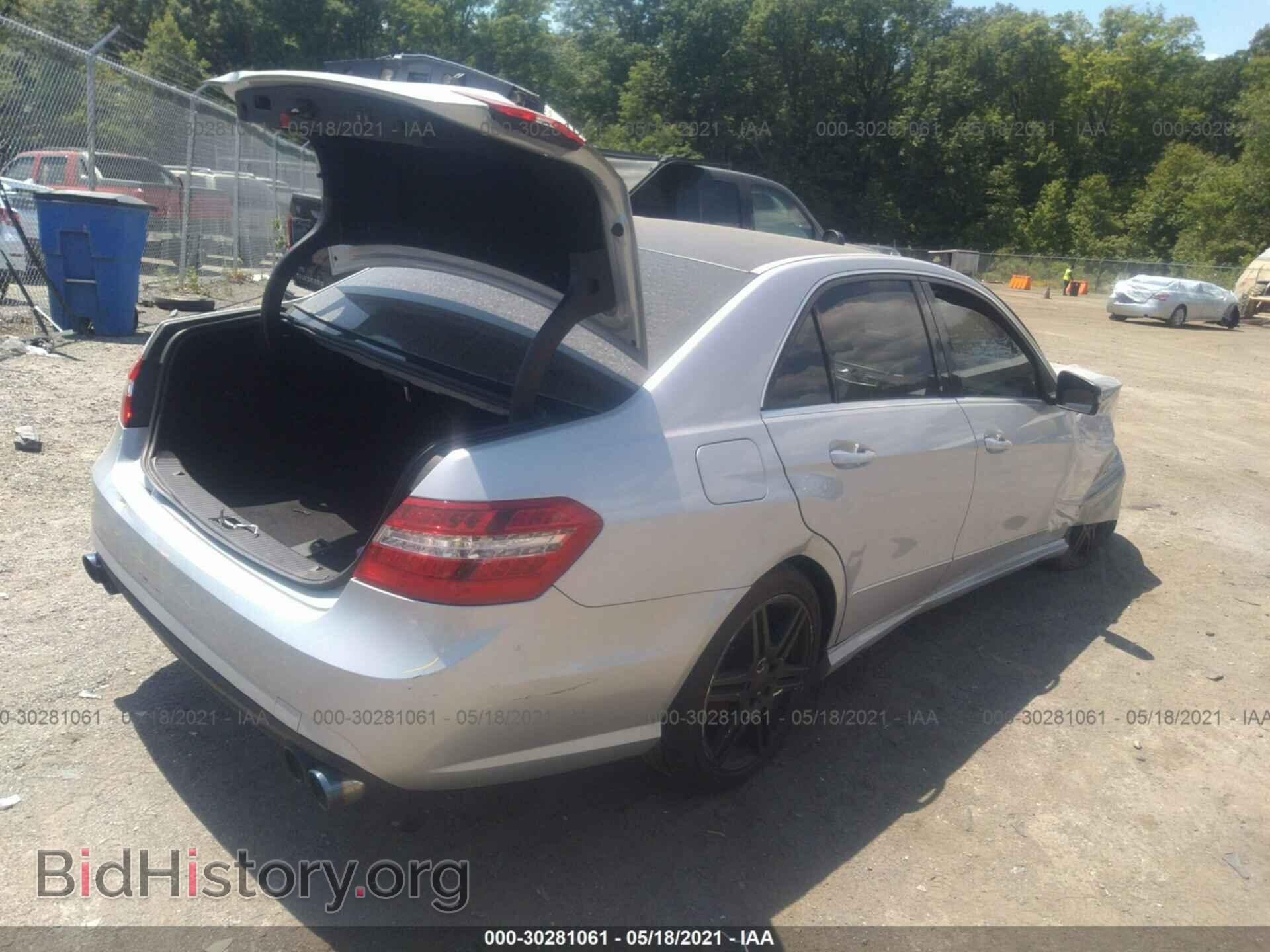 2010 MERCEDES-BENZ E-CLASS - VIN: WDDHF8HB2AA136136 - Фото 4