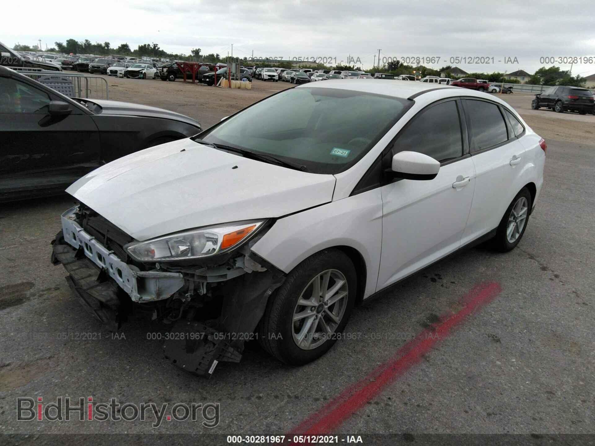 2018 FORD FOCUS - VIN: 1FADP3F21JL240106 - Фото 2