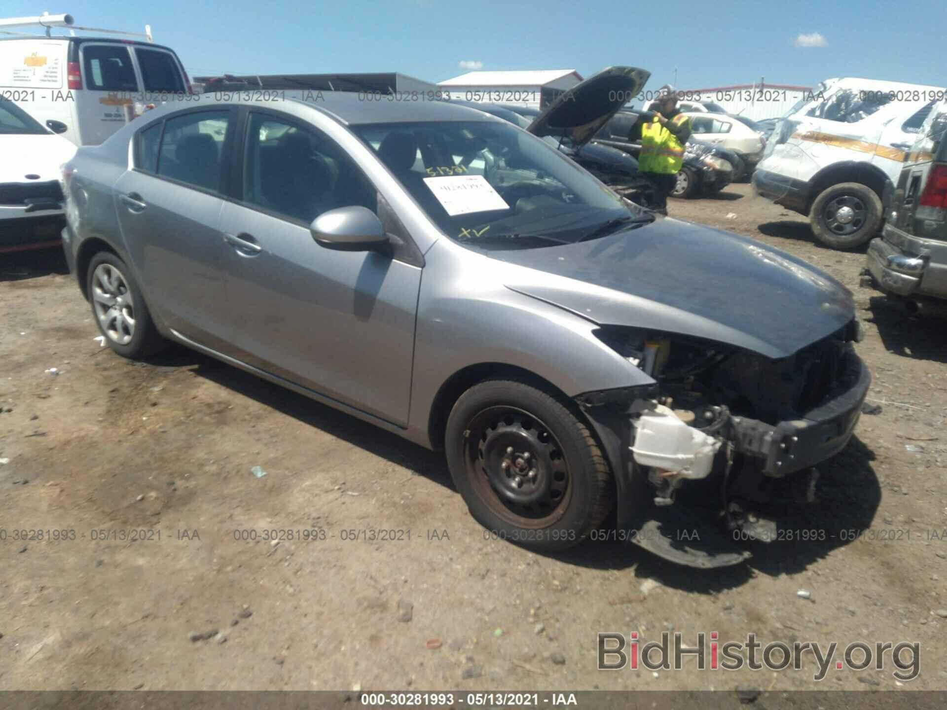 Photo JM1BL1UFXC1590100 - MAZDA MAZDA3 2012