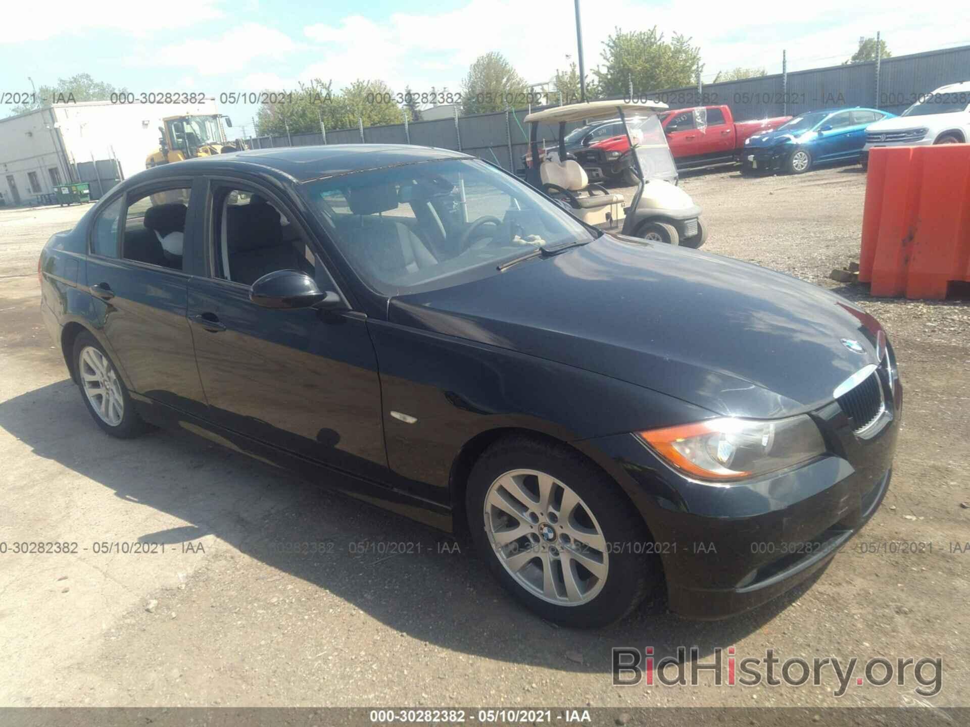 Photo WBAVA37587NE26439 - BMW 3 SERIES 2007