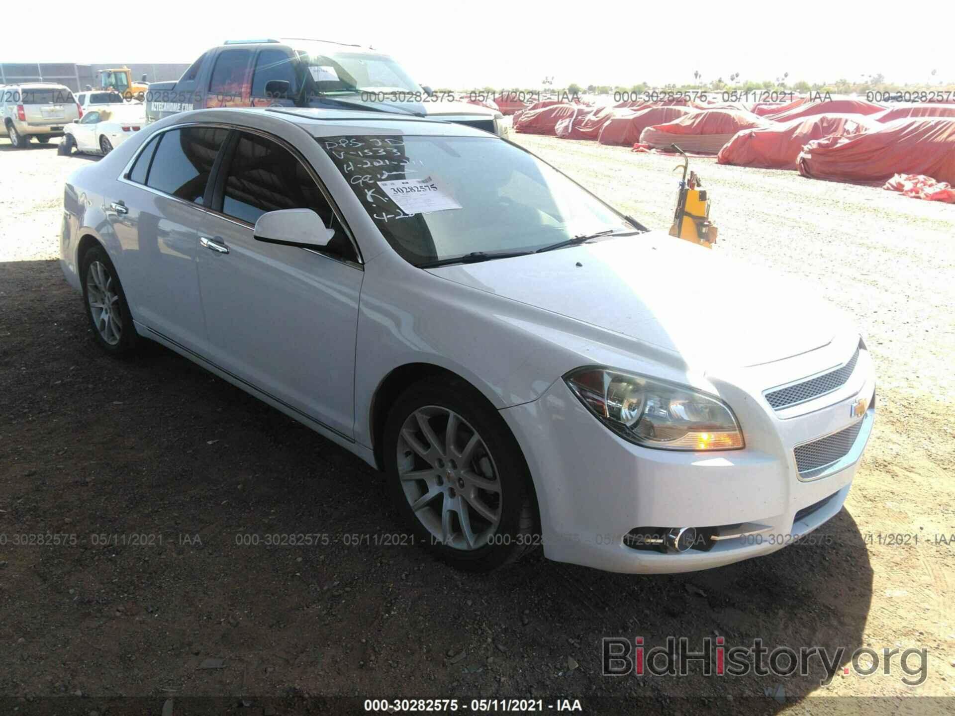 Photo 1G1ZE5E7XAF141533 - CHEVROLET MALIBU 2010