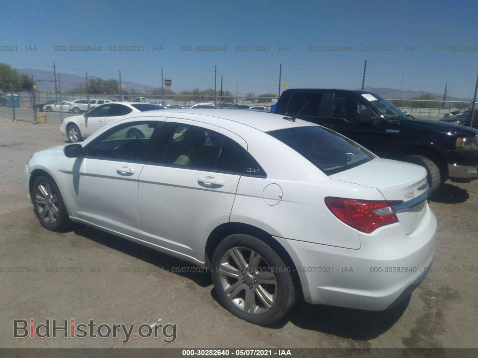 2012 CHRYSLER 200 - VIN: 1C3CCBBB0CN267620 - Photo 3