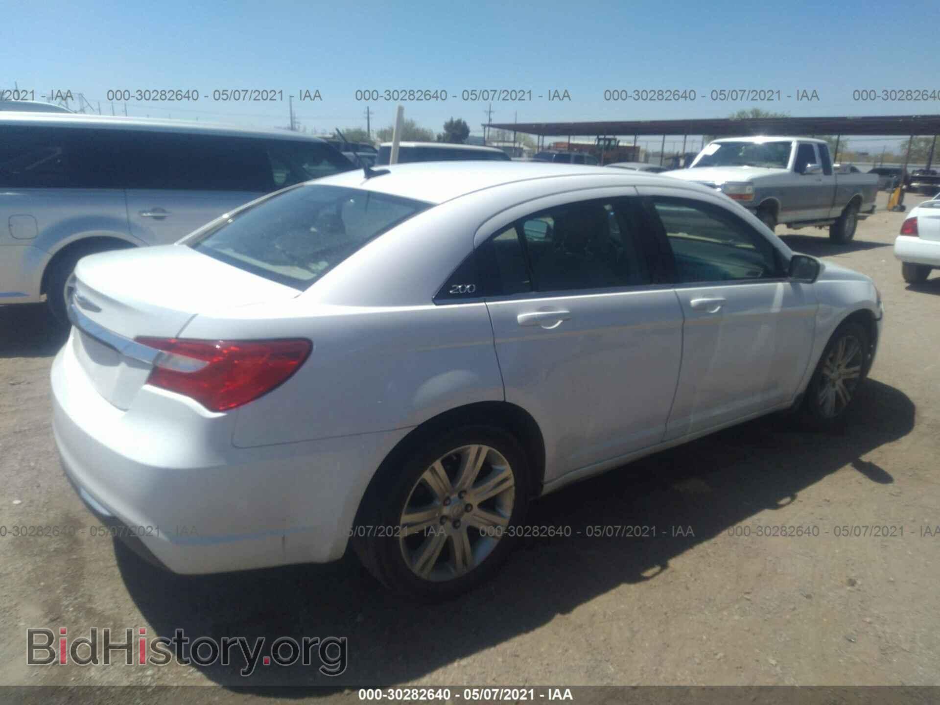 2012 CHRYSLER 200 - VIN: 1C3CCBBB0CN267620 - Photo 4