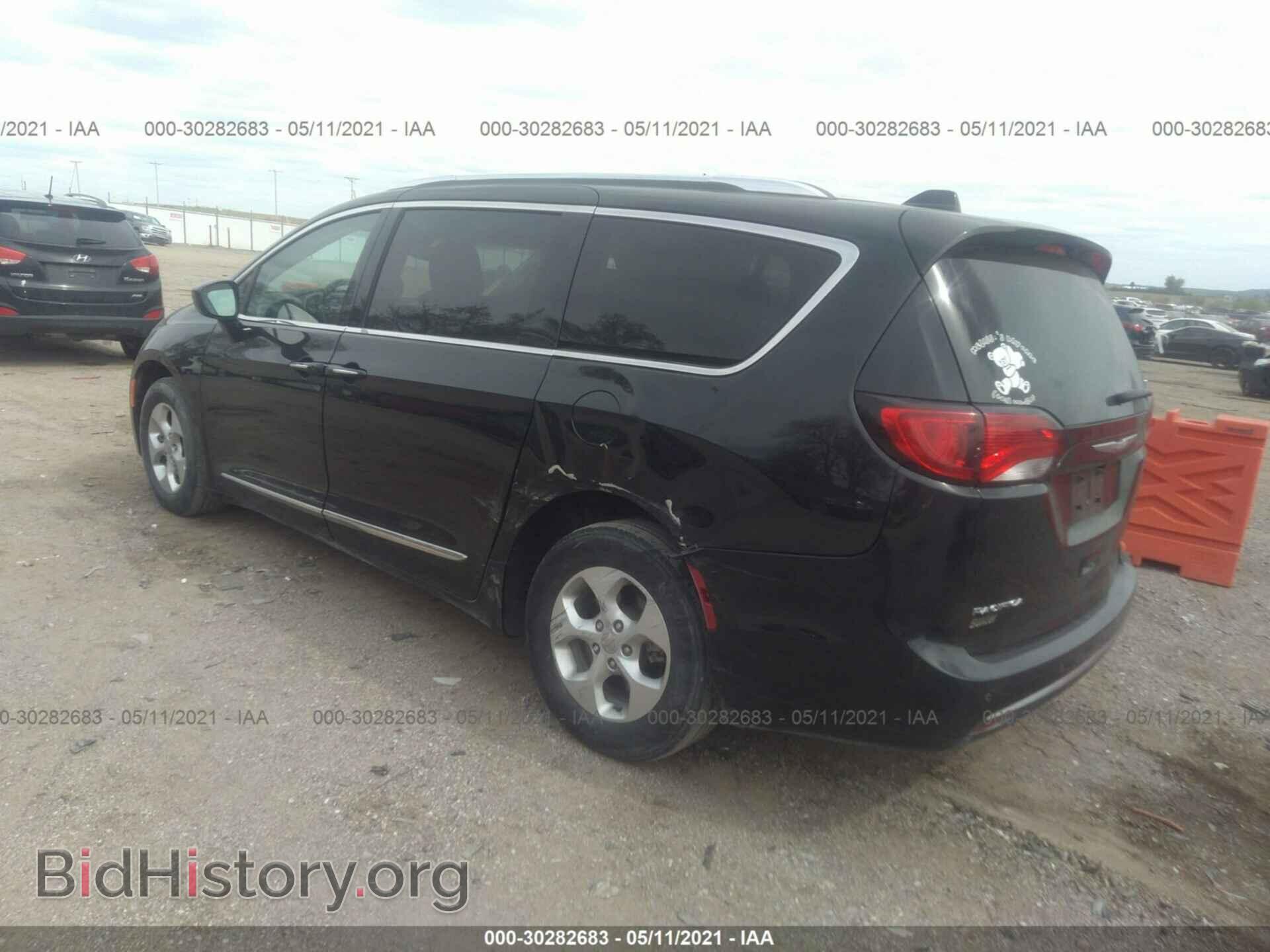 2017 CHRYSLER PACIFICA - VIN: 2C4RC1EG1HR622795 - Photo 3