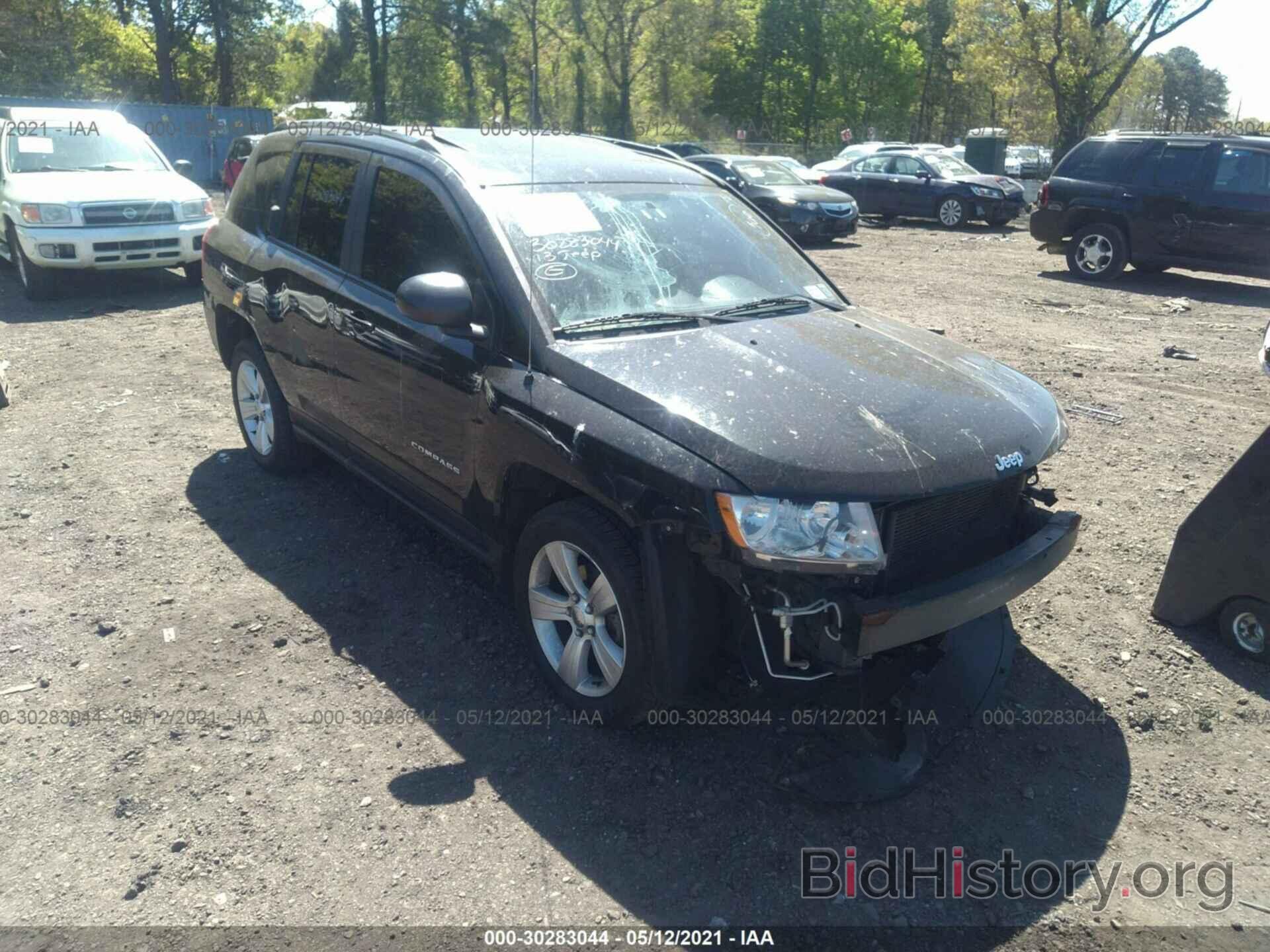 Photo 1C4NJDEB4DD165732 - JEEP COMPASS 2013