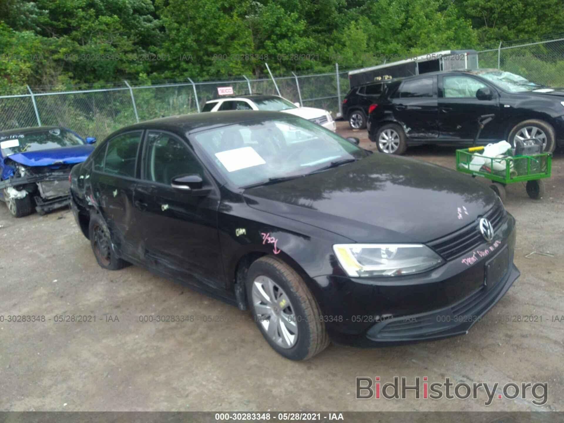 Фотография 3VWD17AJ6EM370109 - VOLKSWAGEN JETTA SEDAN 2014