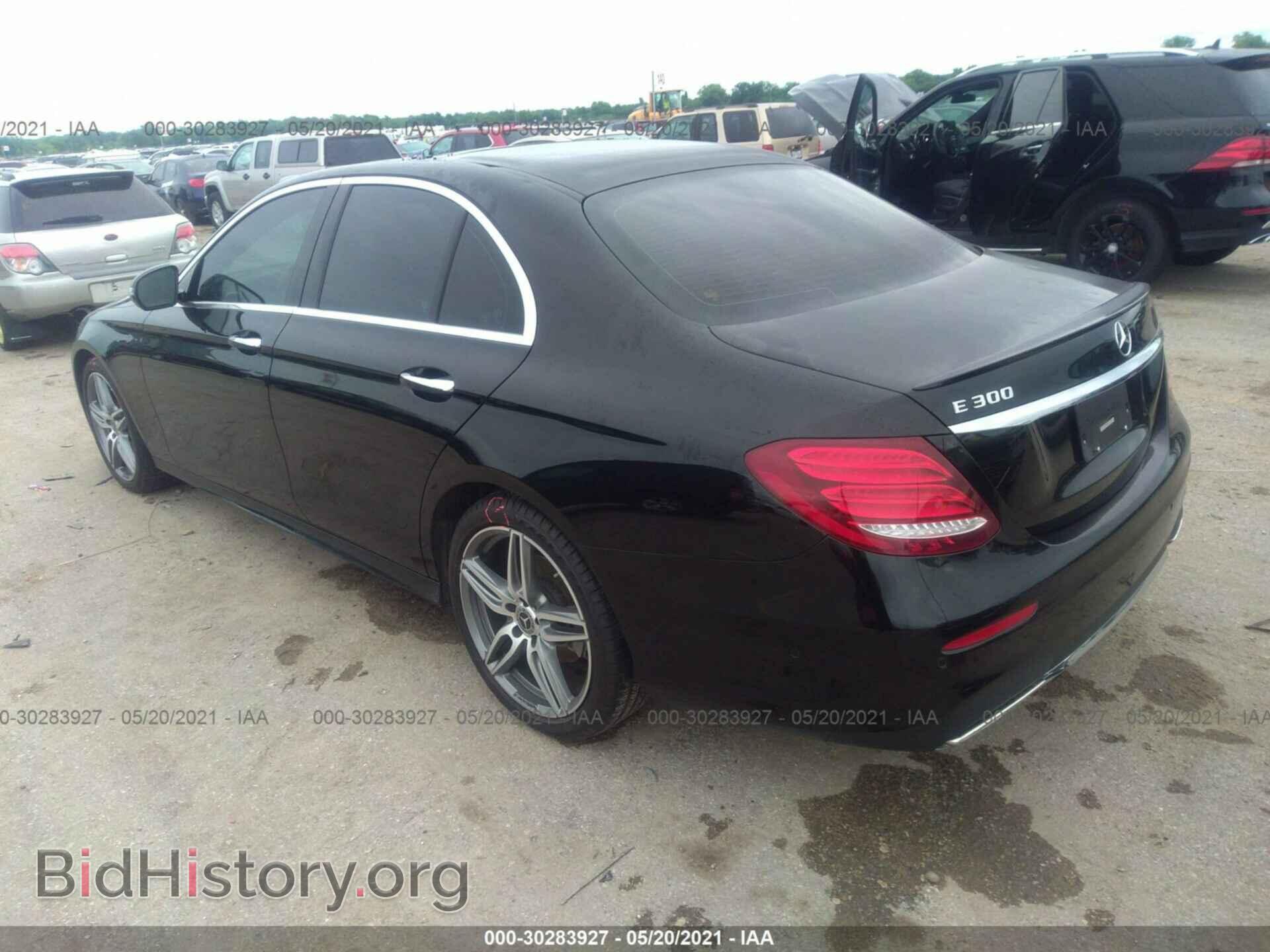 2019 MERCEDES-BENZ E-CLASS - VIN: WDDZF4JB5KA605633 - Фото 3
