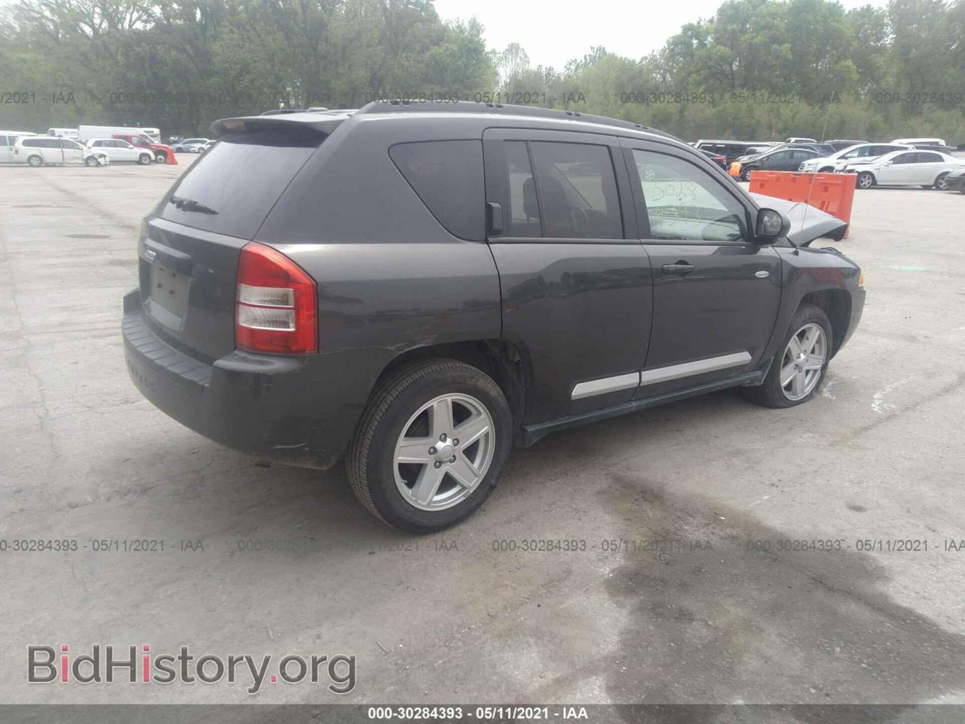 2010 JEEP COMPASS - VIN: 1J4NT1FA9AD677264 - Фото 4