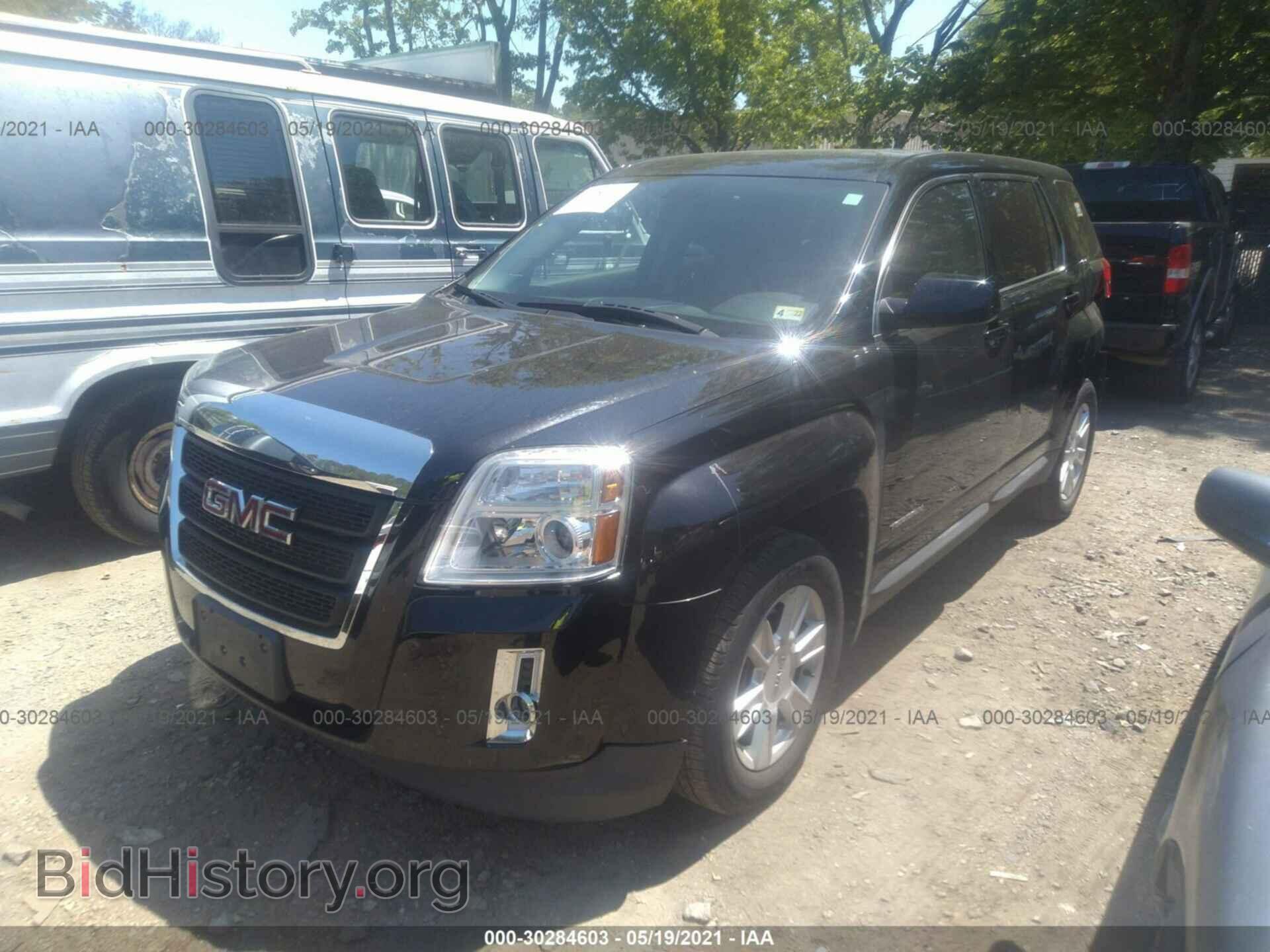 2011 GMC TERRAIN - VIN: 2CTFLREC5B6353860 - Фото 2