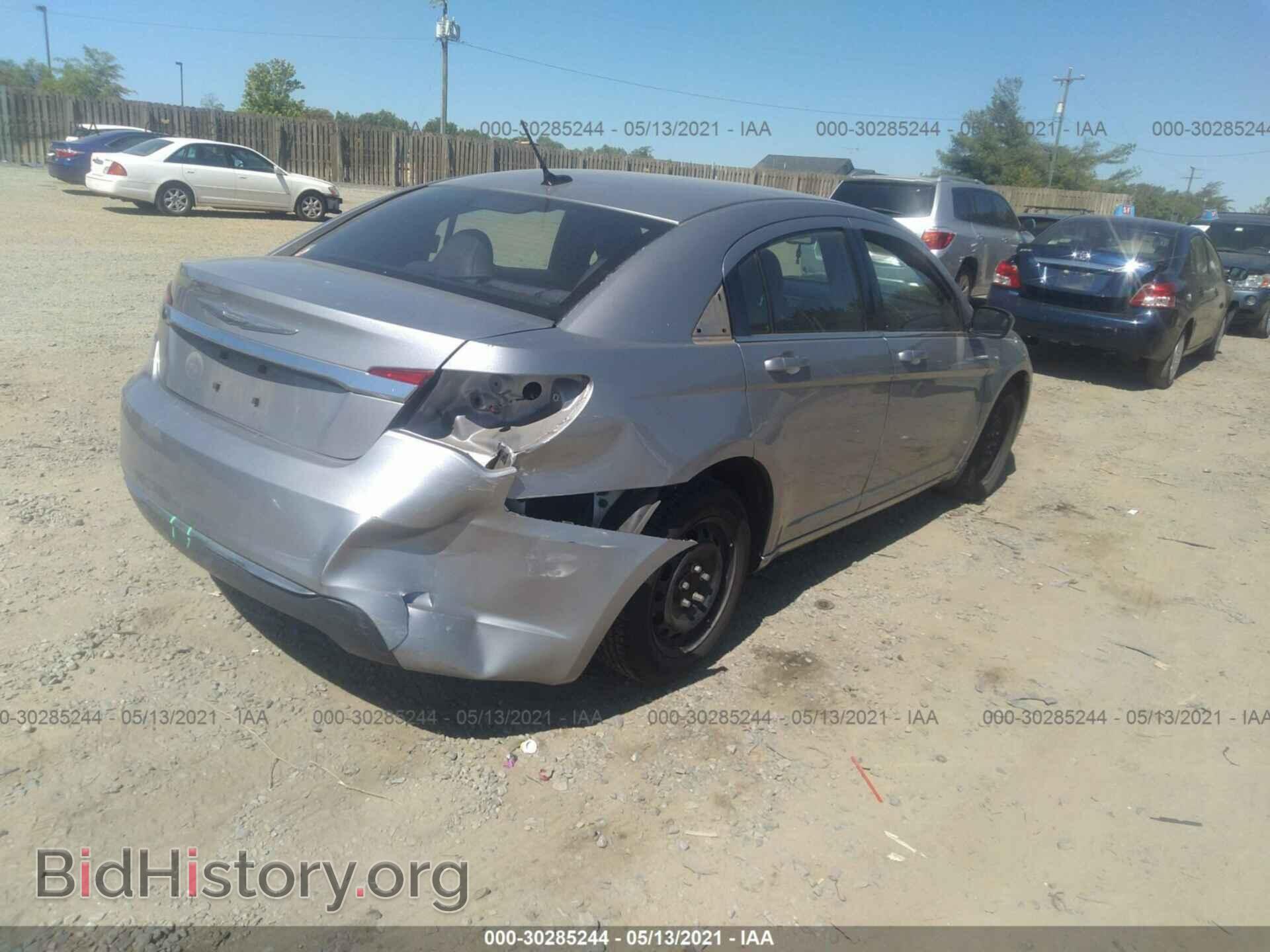 2013 CHRYSLER 200 - VIN: 1C3CCBAG5DN722301 - Фото 4
