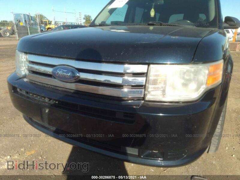 2010 Ford FLEX (VIN 2FMGK5BC8ABA47303) — photo 6 of 11