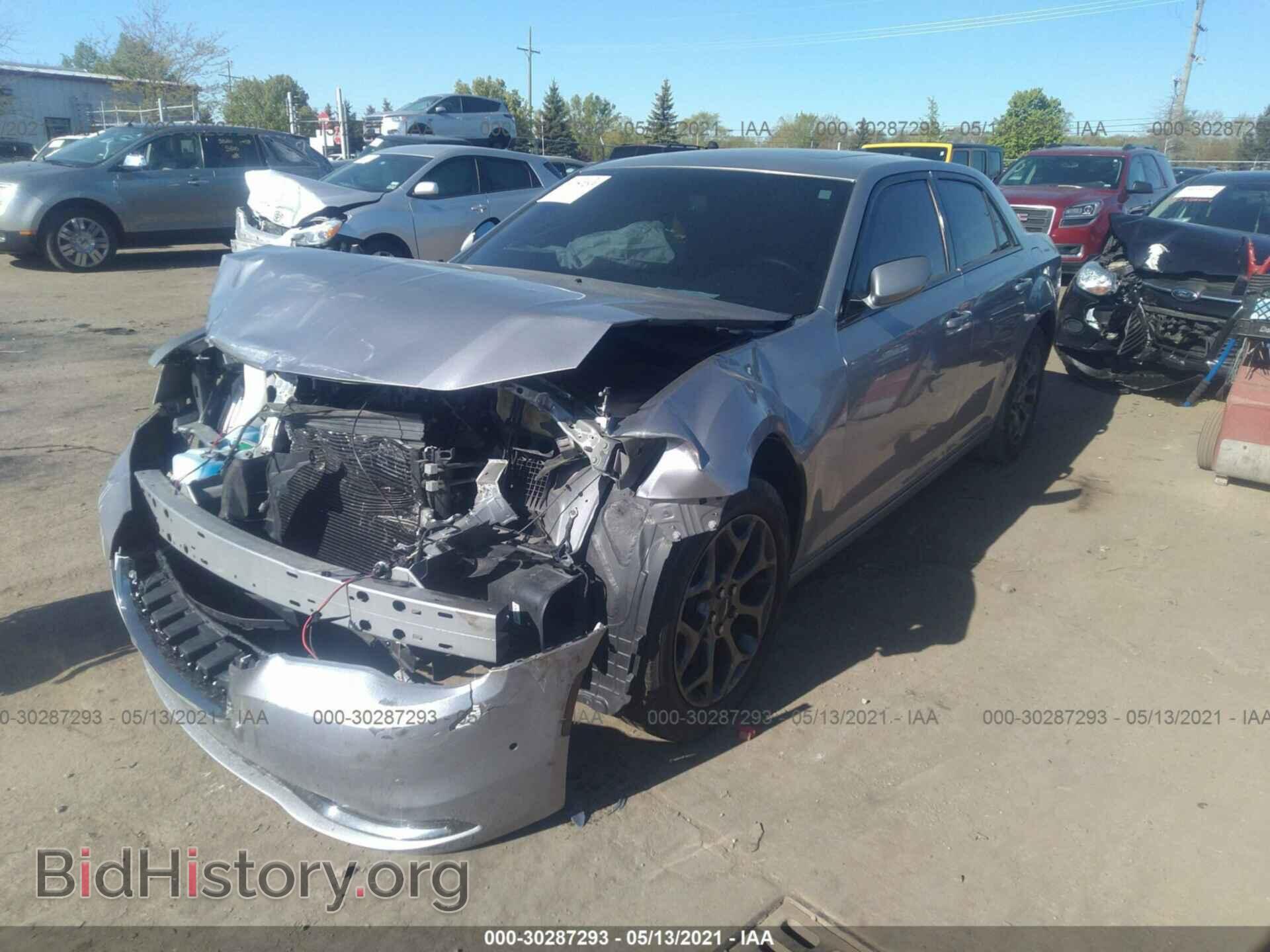 2017 CHRYSLER 300 - VIN: 2C3CCAGG7HH527073 - Photo 2