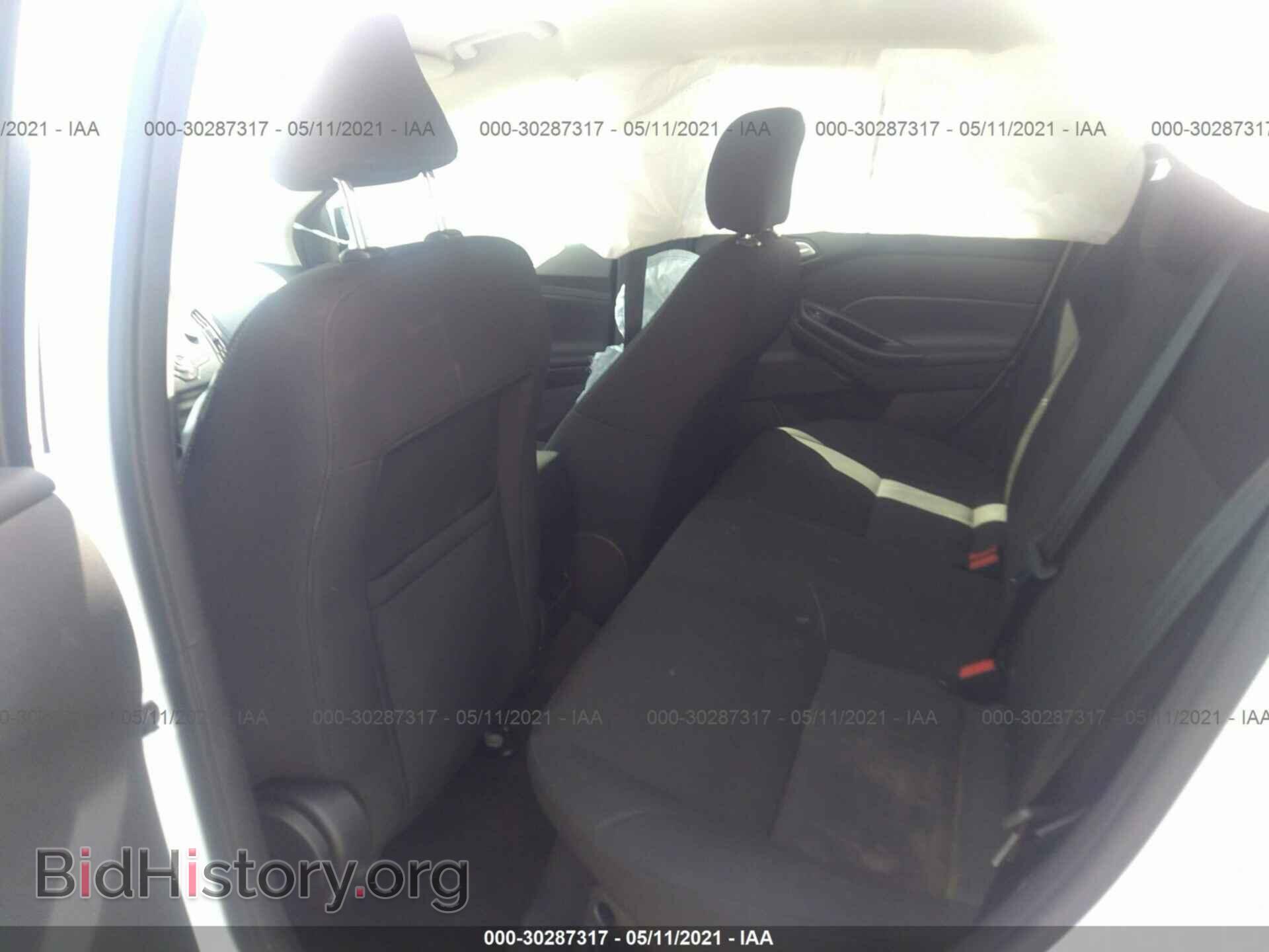 2016 FORD FOCUS - VIN: 1FADP3FE0GL323979 - Photo 8