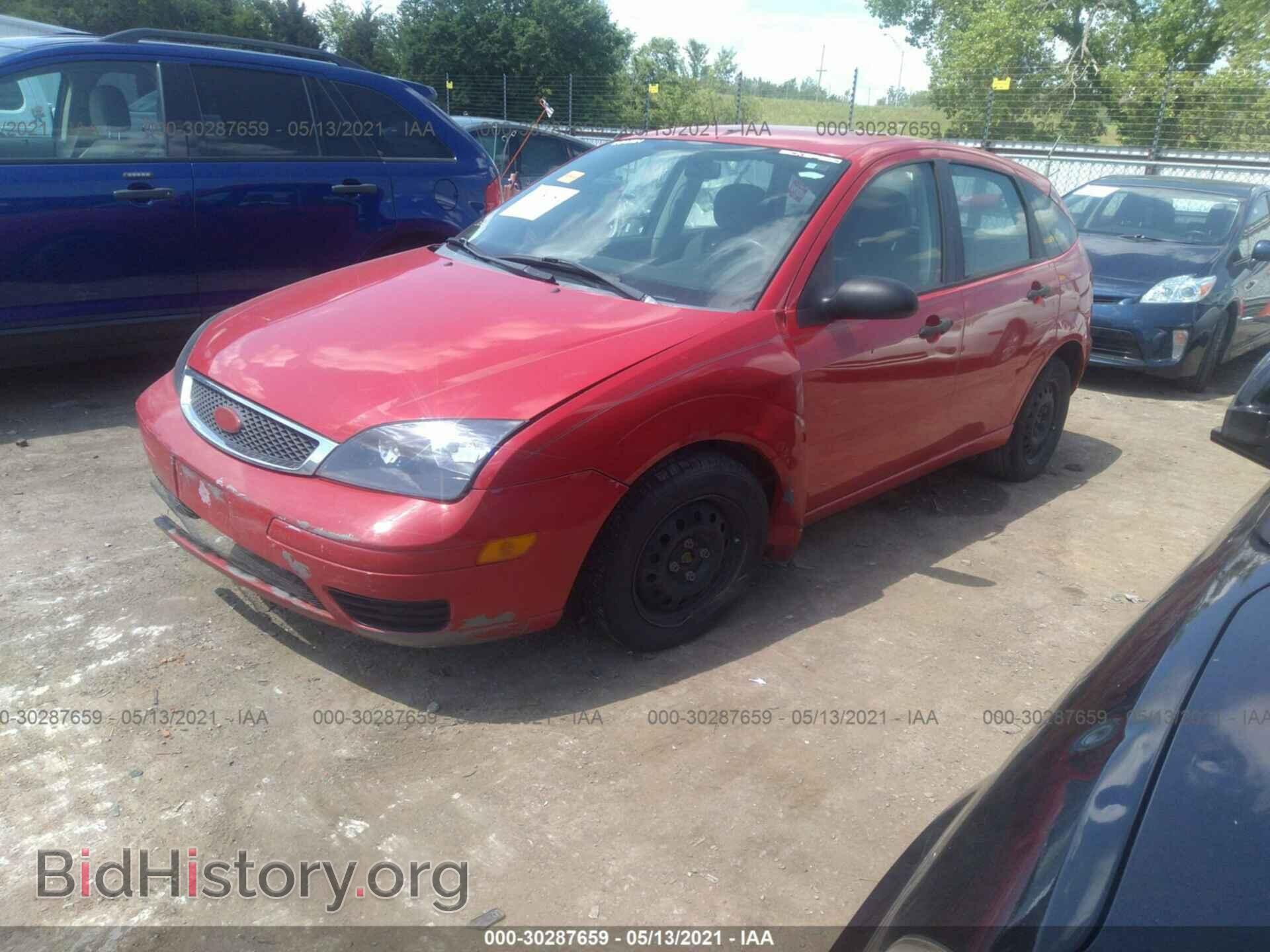 2006 FORD FOCUS - VIN: 1FAFP37N66W149923 - Фото 2