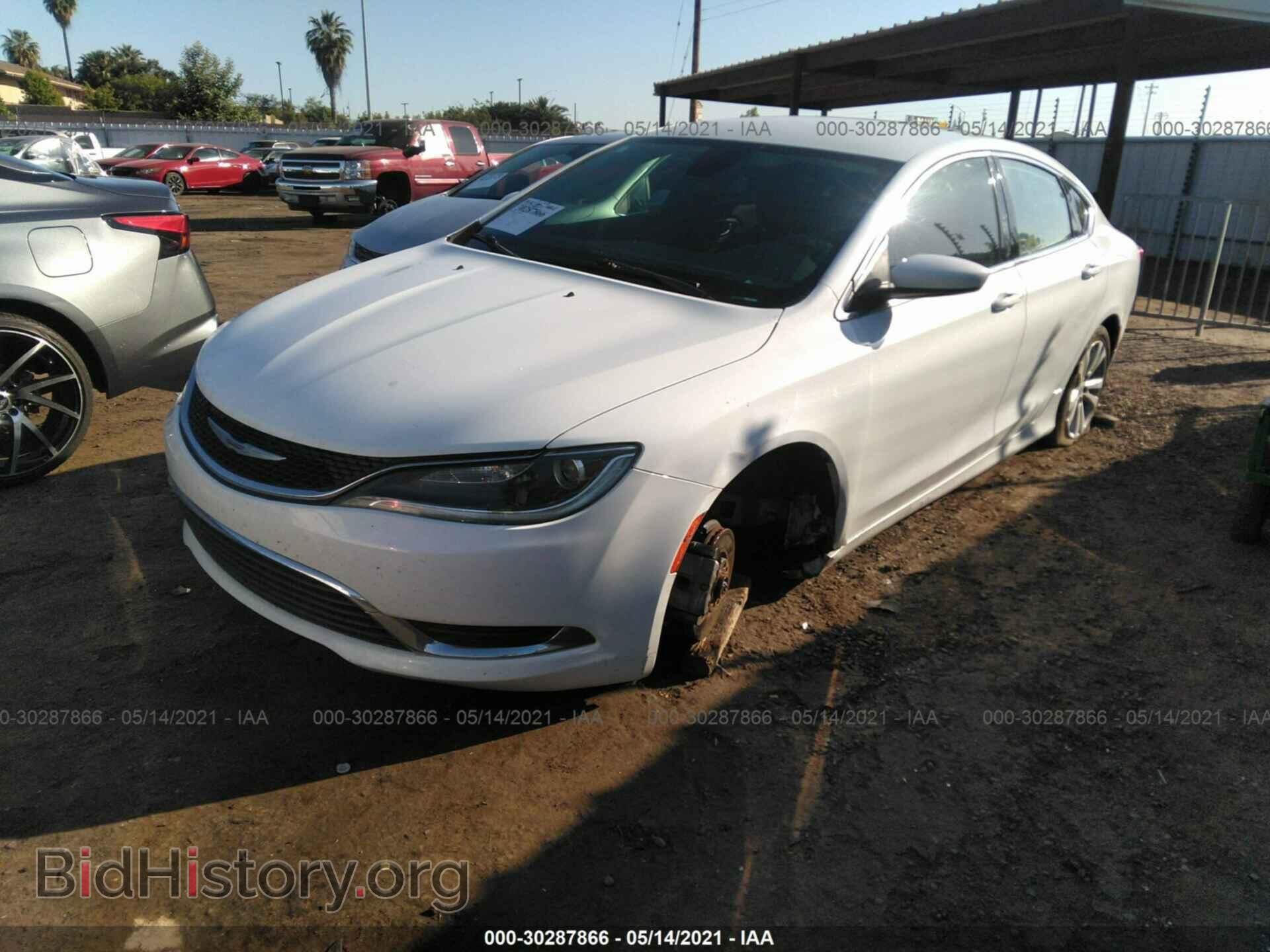 2016 CHRYSLER 200 - VIN: 1C3CCCAB8GN159064 - Фото 2