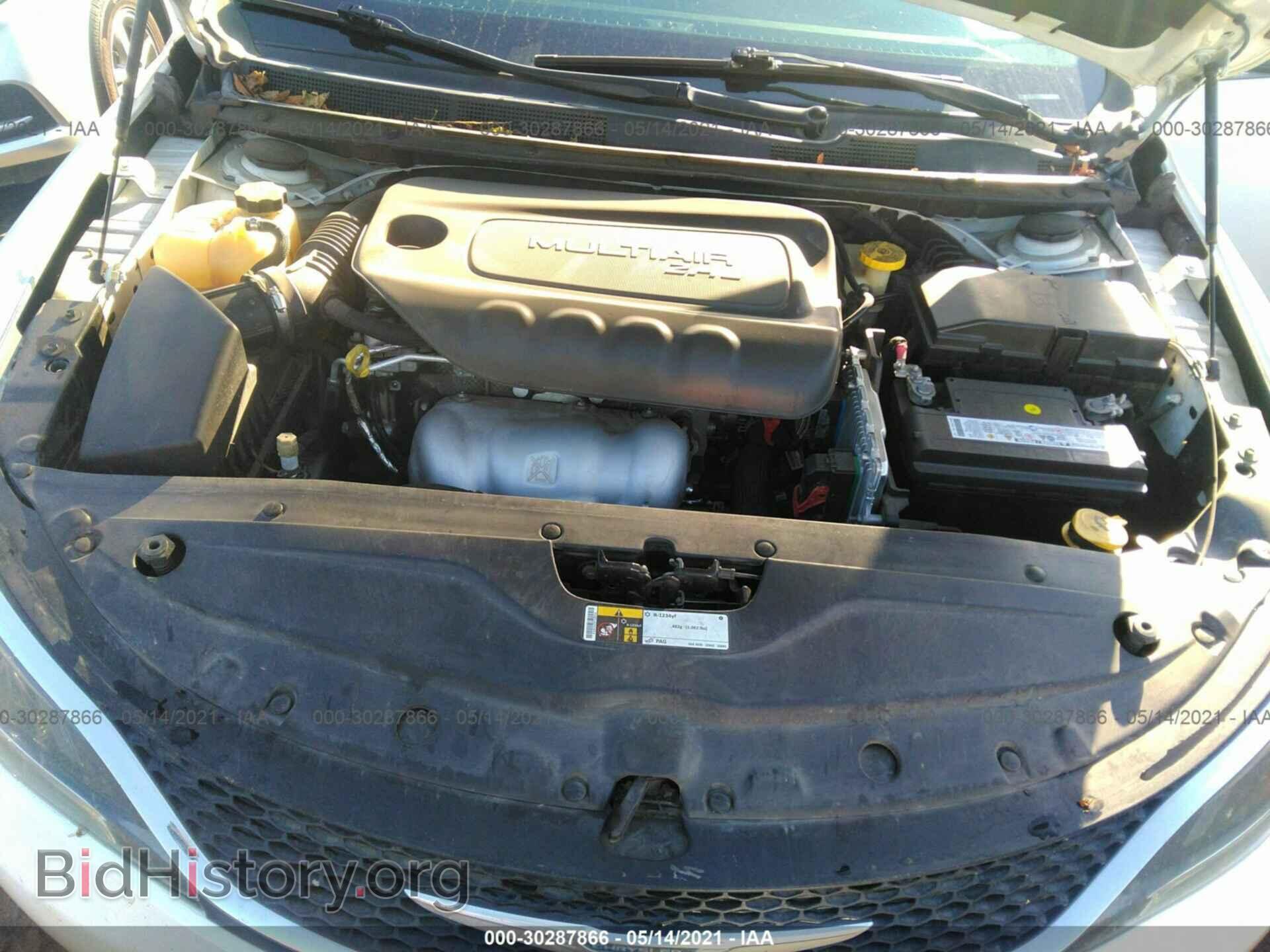 2016 CHRYSLER 200 - VIN: 1C3CCCAB8GN159064 - Фото 10
