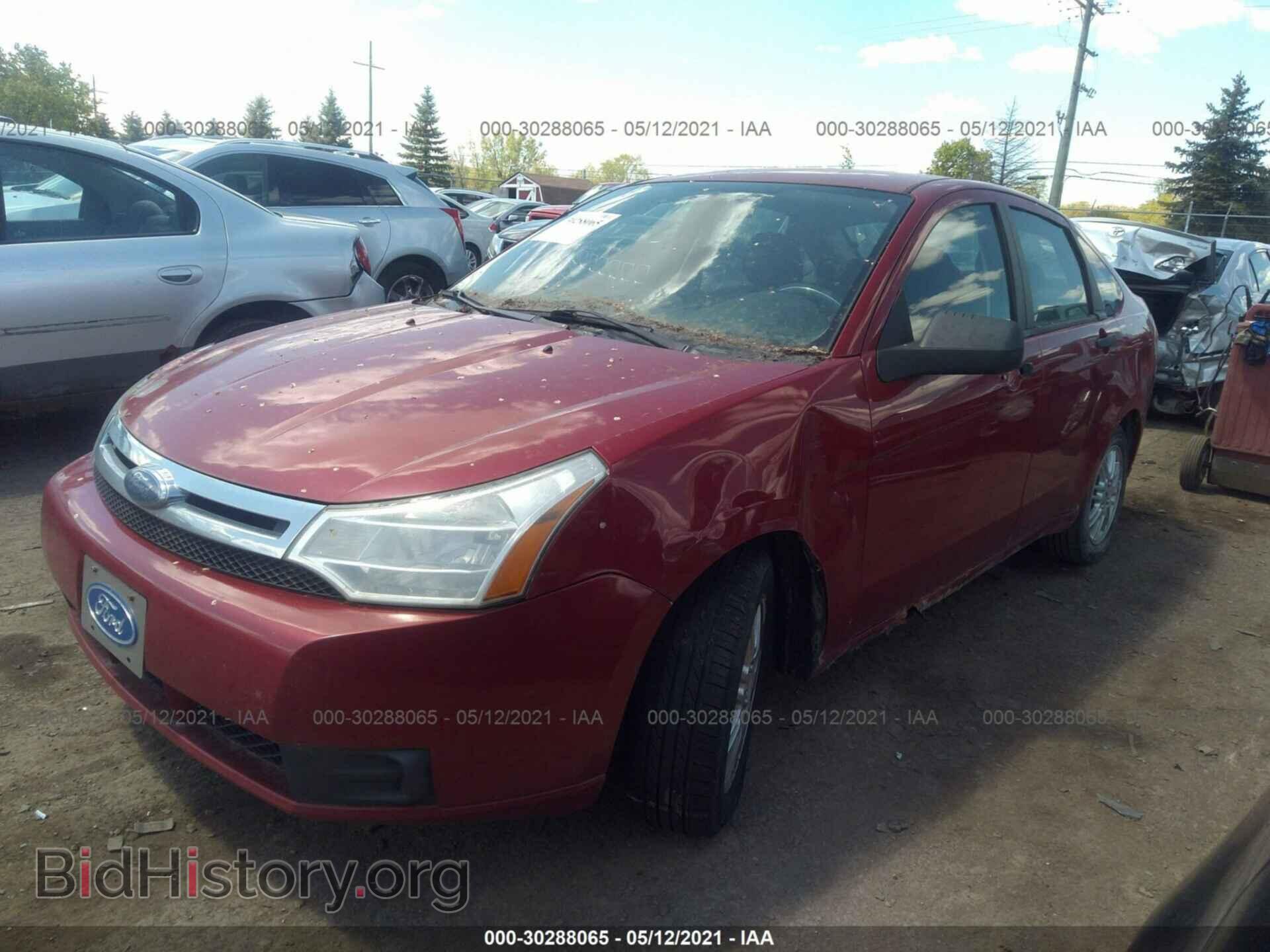 2009 FORD FOCUS - VIN: 1FAHP35N09W147570 - Фото 2