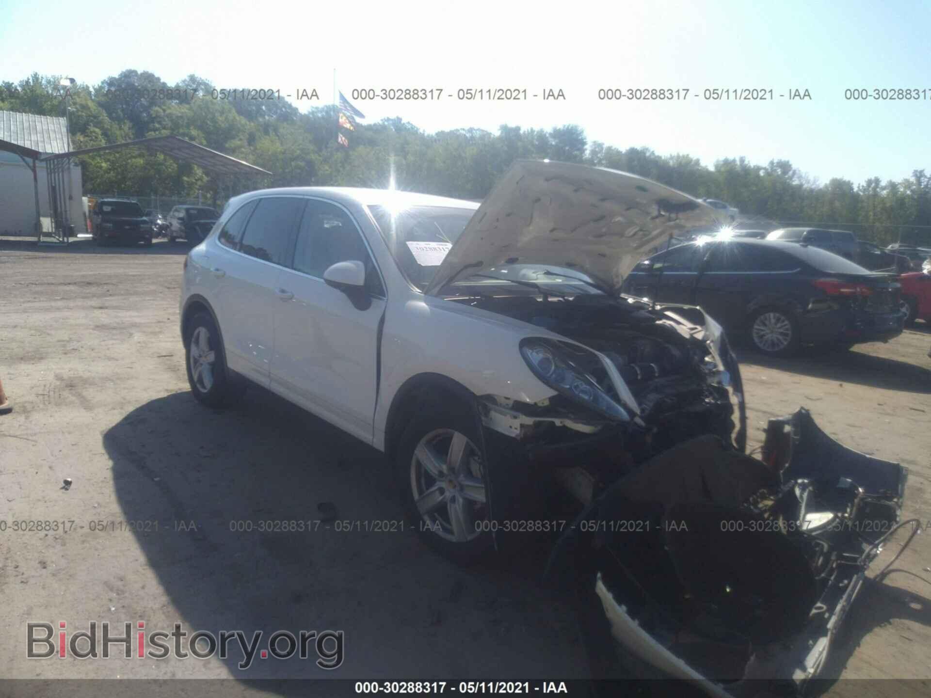 Photo WP1AB2A21BLA53221 - PORSCHE CAYENNE 2011