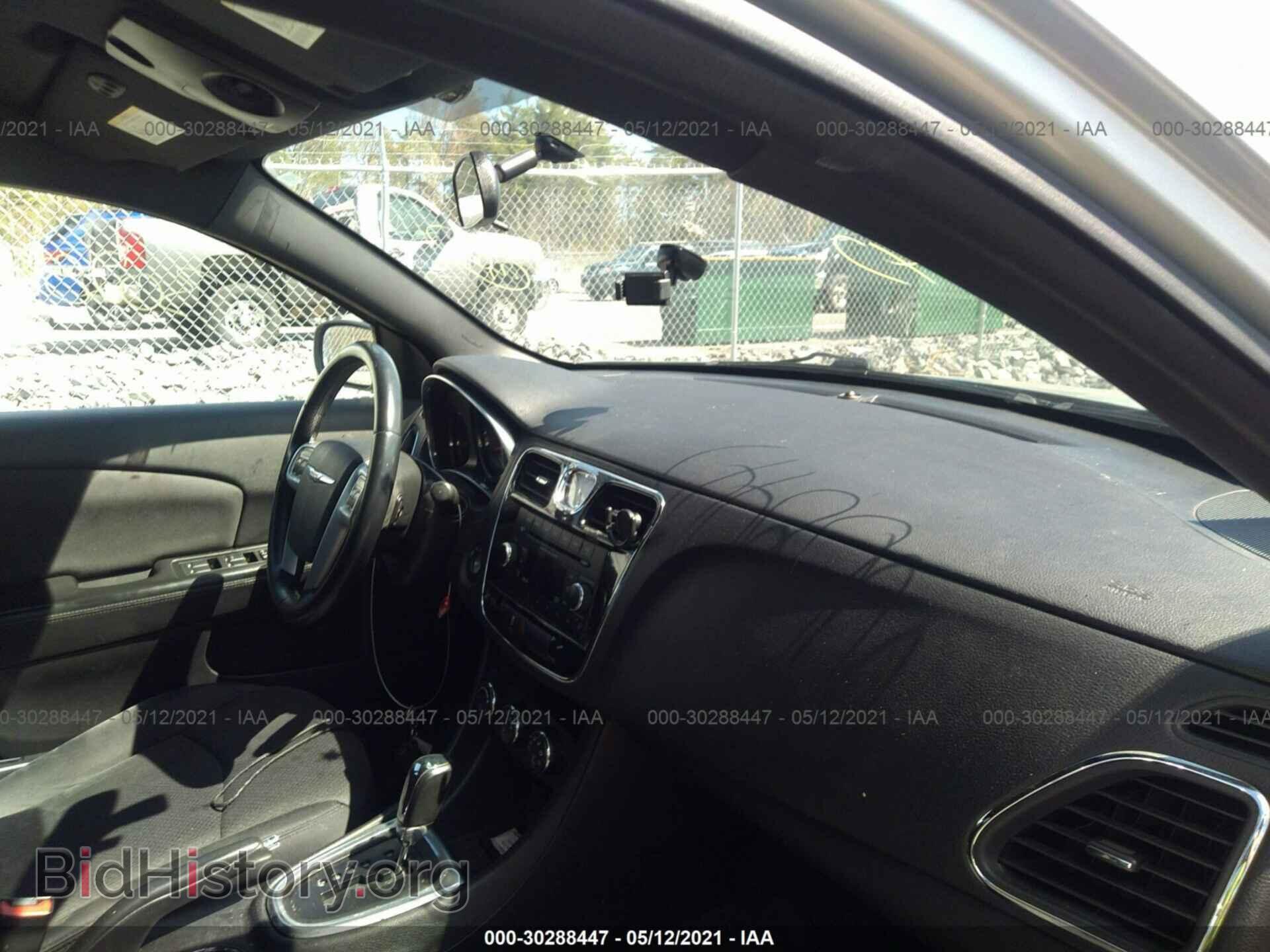 2012 CHRYSLER 200 - VIN: 1C3CCBBG9CN308113 - Фото 5