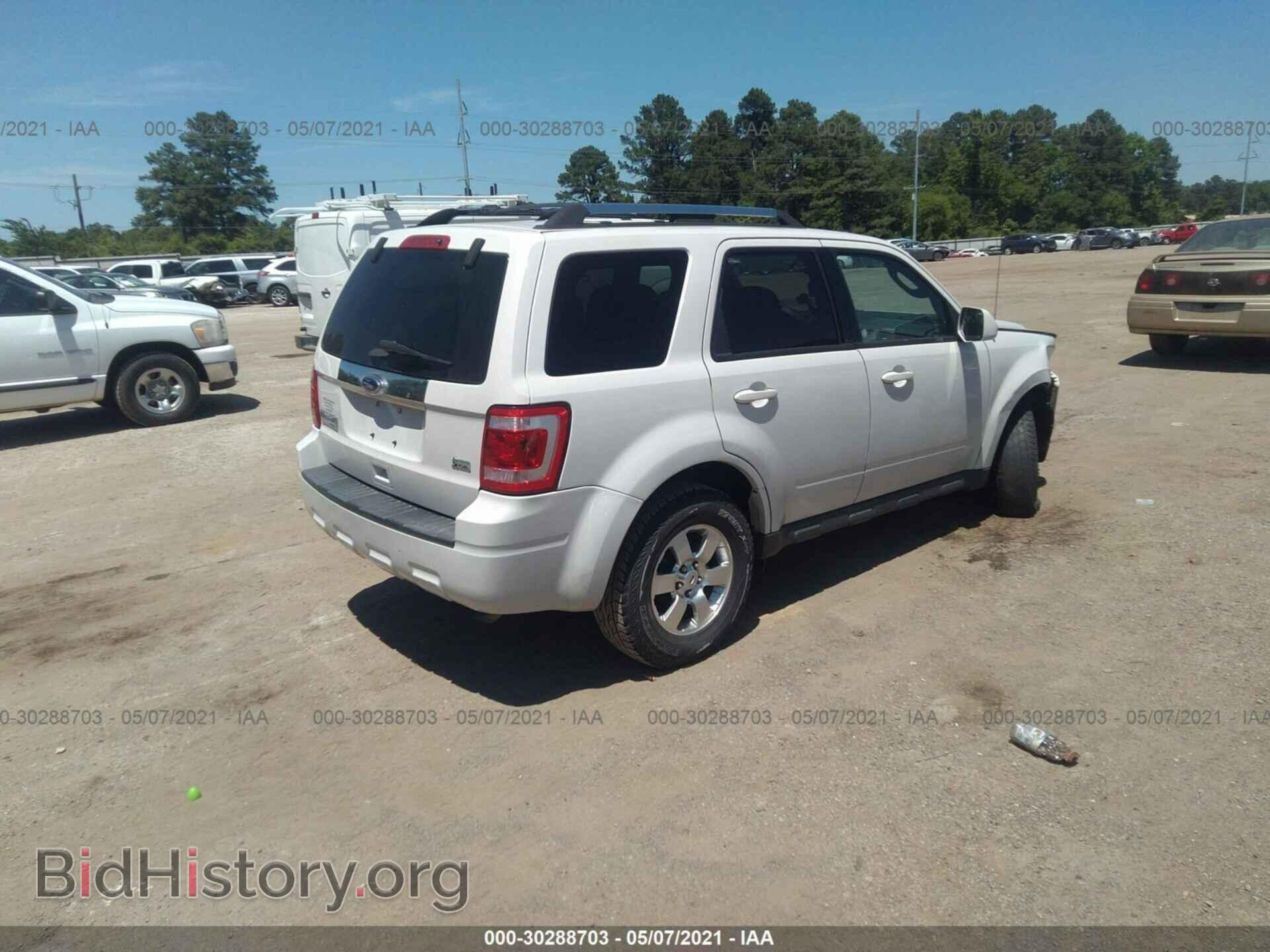 2011 FORD ESCAPE - VIN: 1FMCU0EG4BKC68558 - Photo 4