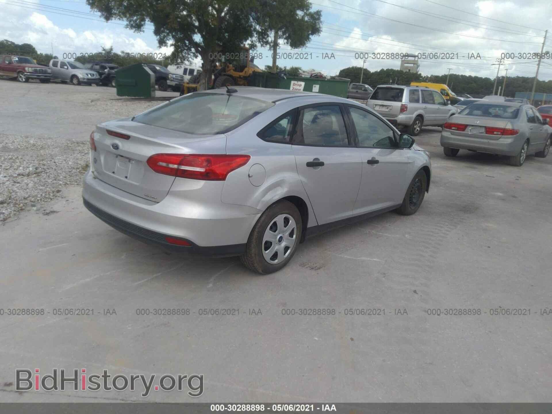 2016 FORD FOCUS - VIN: 1FADP3E25GL296690 - Photo 4