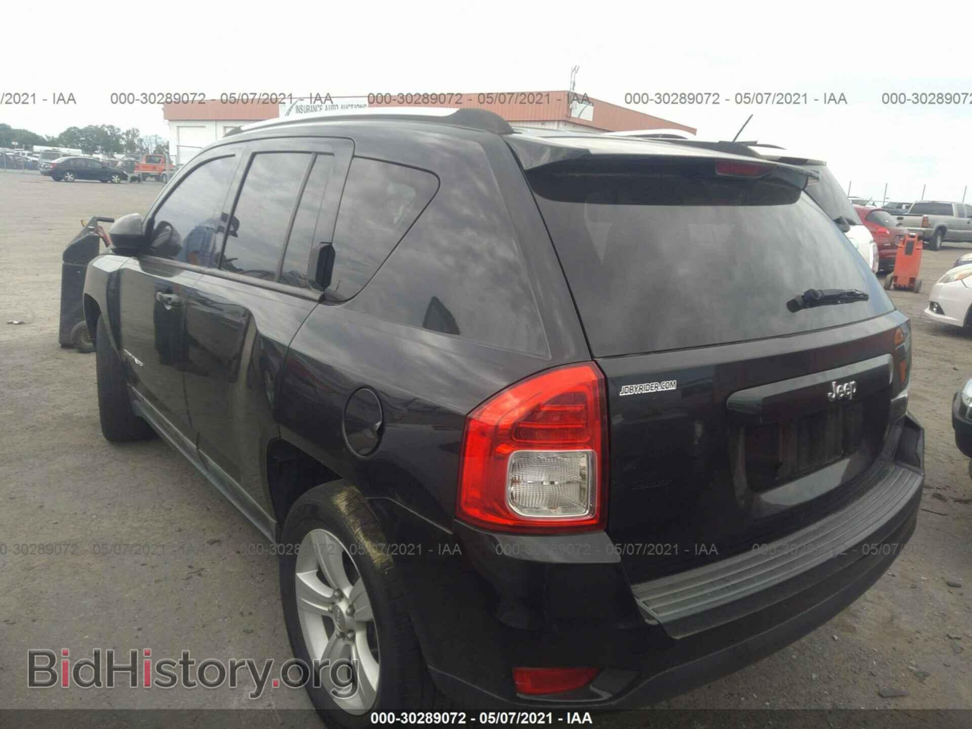 2011 JEEP COMPASS - VIN: 1J4NT1FBXBD143880 - Photo 3