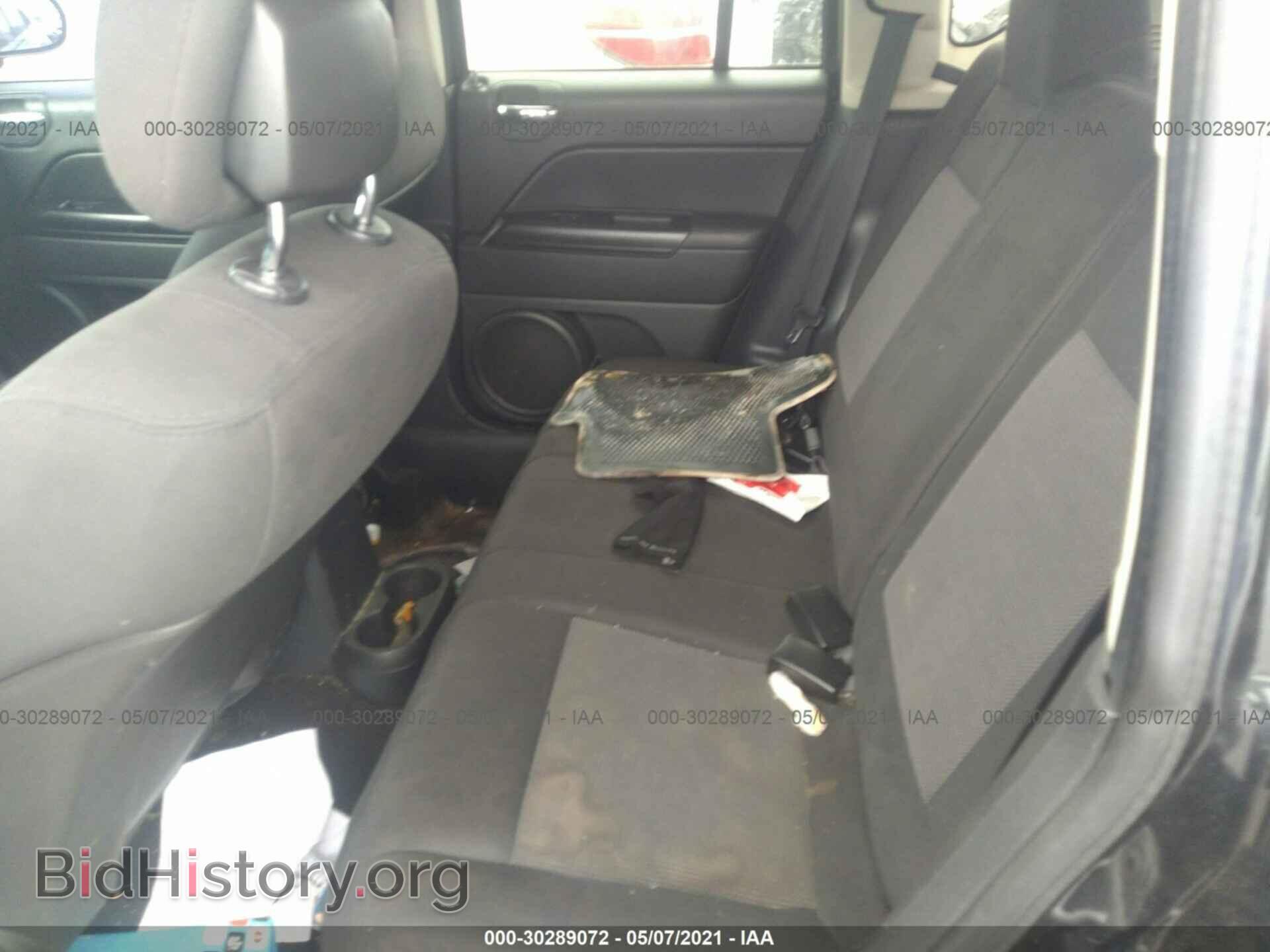 2011 JEEP COMPASS - VIN: 1J4NT1FBXBD143880 - Photo 8