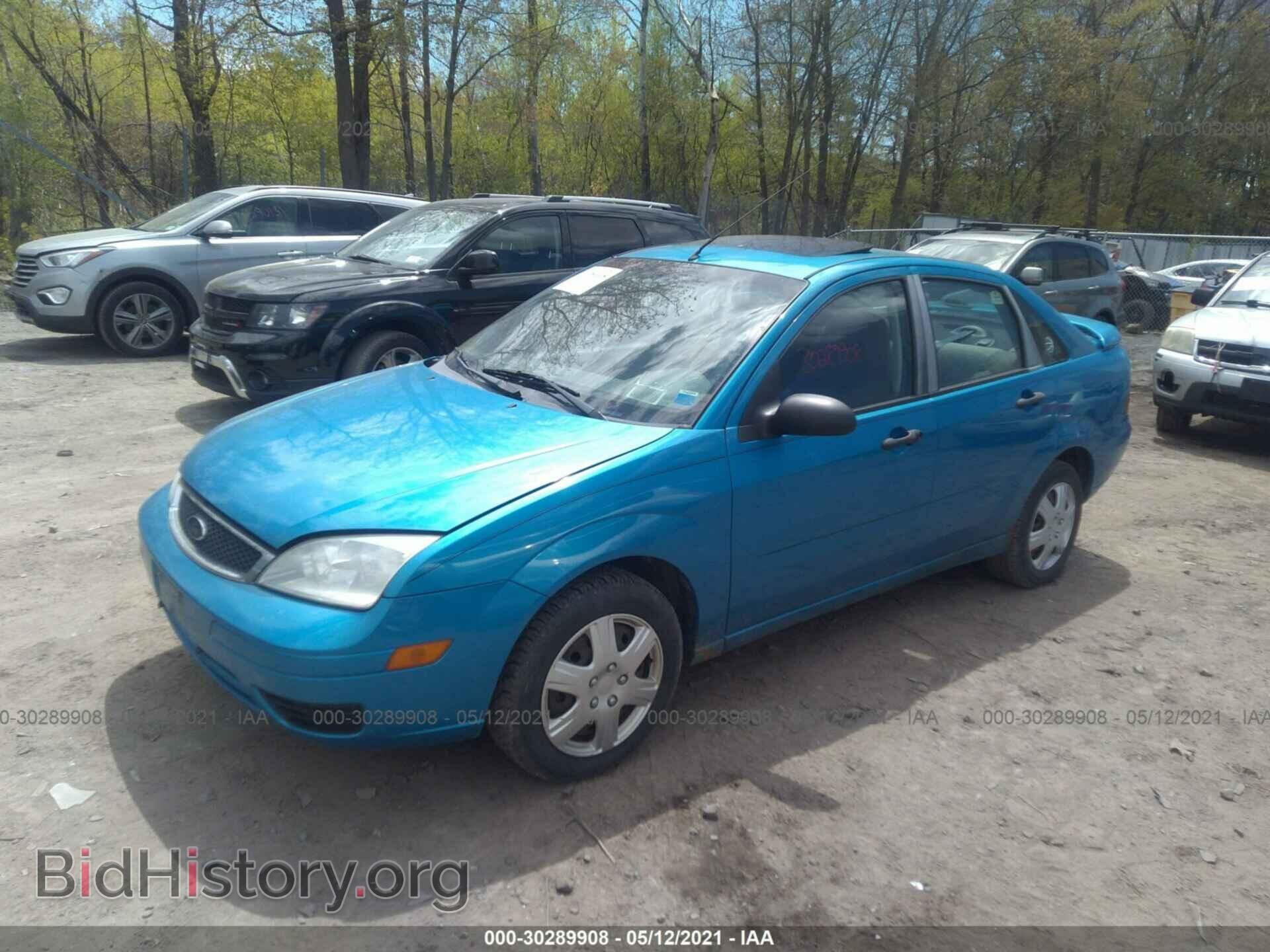 2007 FORD FOCUS - VIN: 1FAFP34N67W335256 - Фото 2