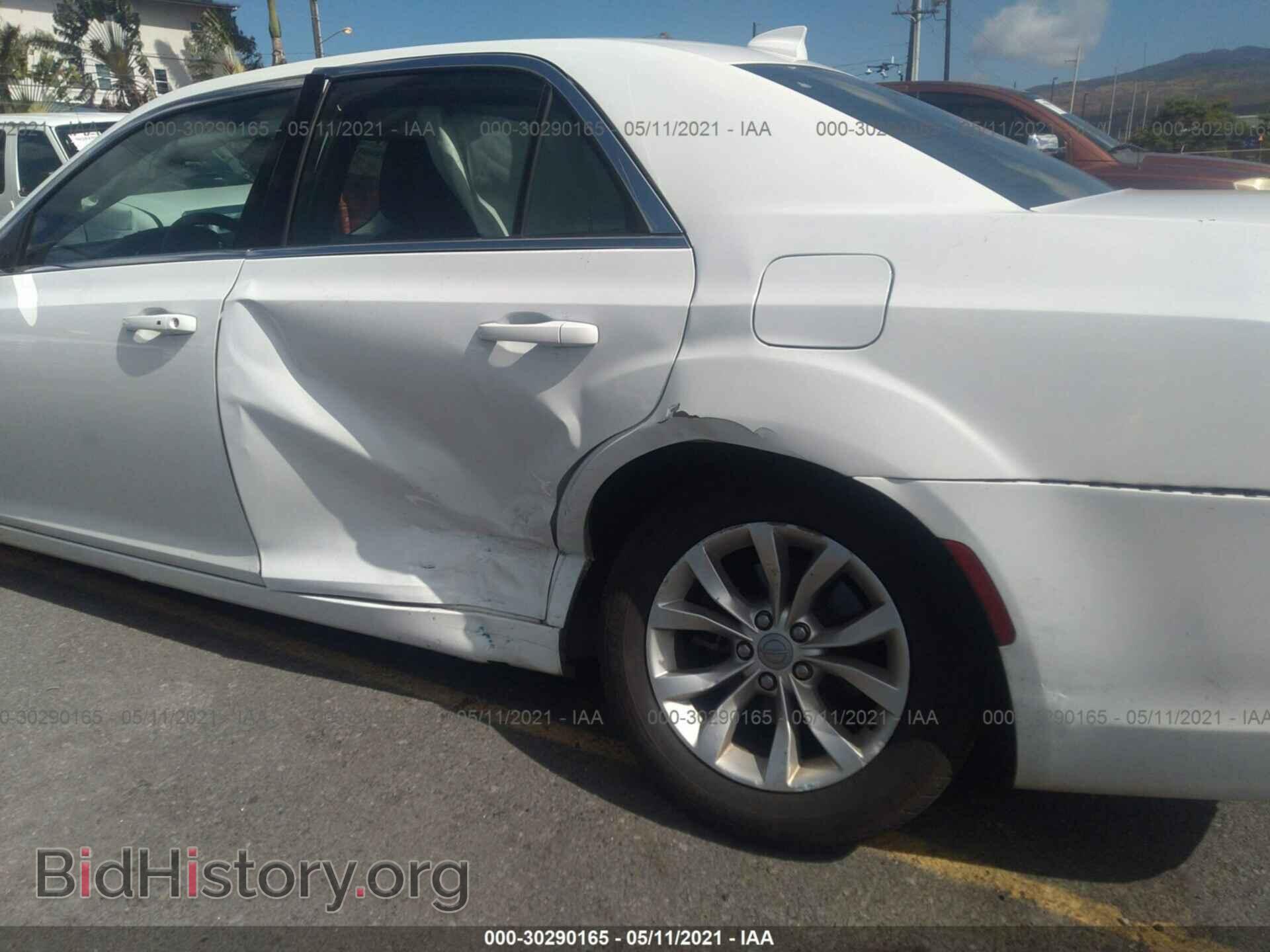 2016 CHRYSLER 300 - VIN: 2C3CCAAG1GH151414 - Фото 6
