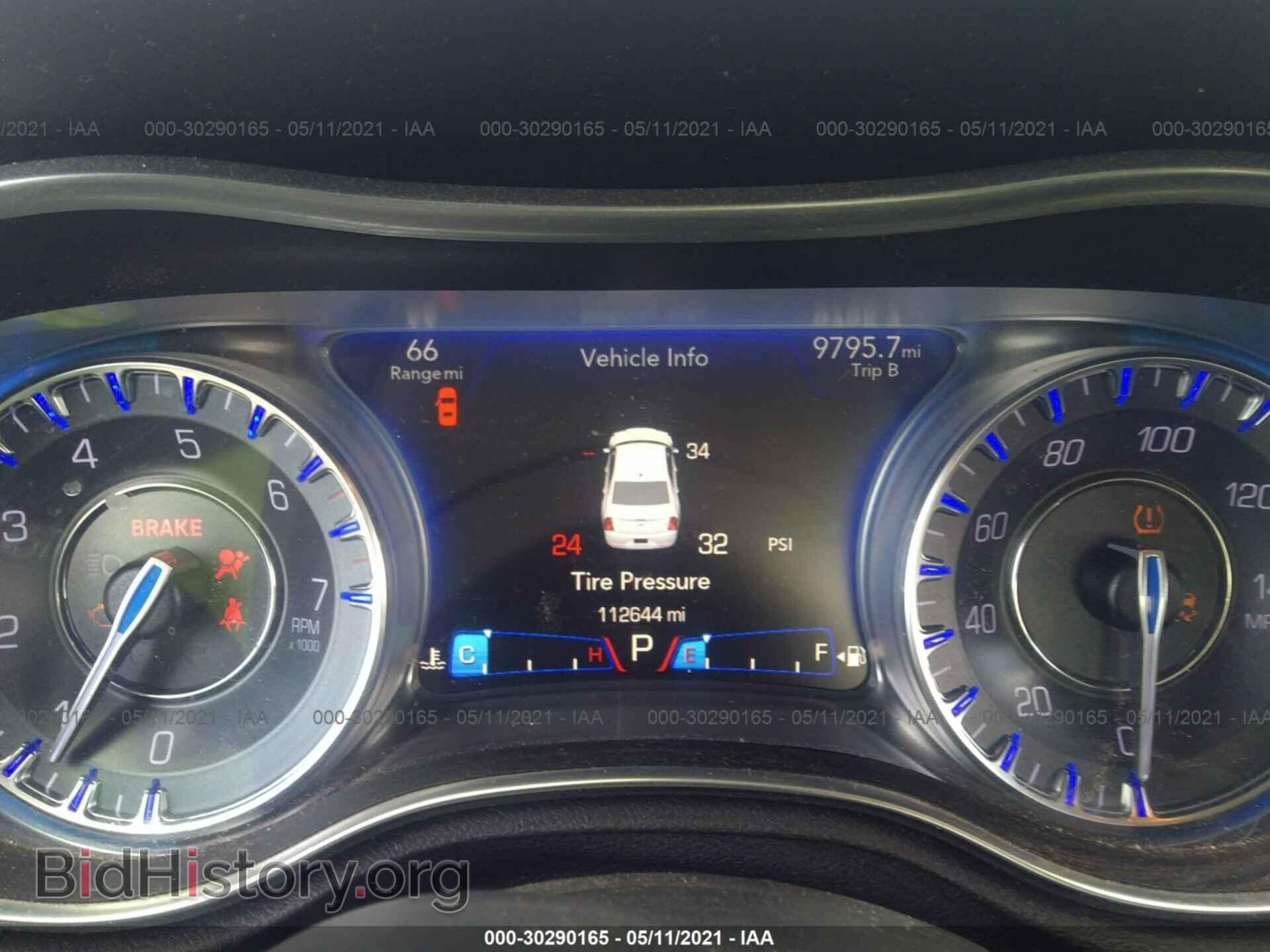 2016 CHRYSLER 300 - VIN: 2C3CCAAG1GH151414 - Фото 7