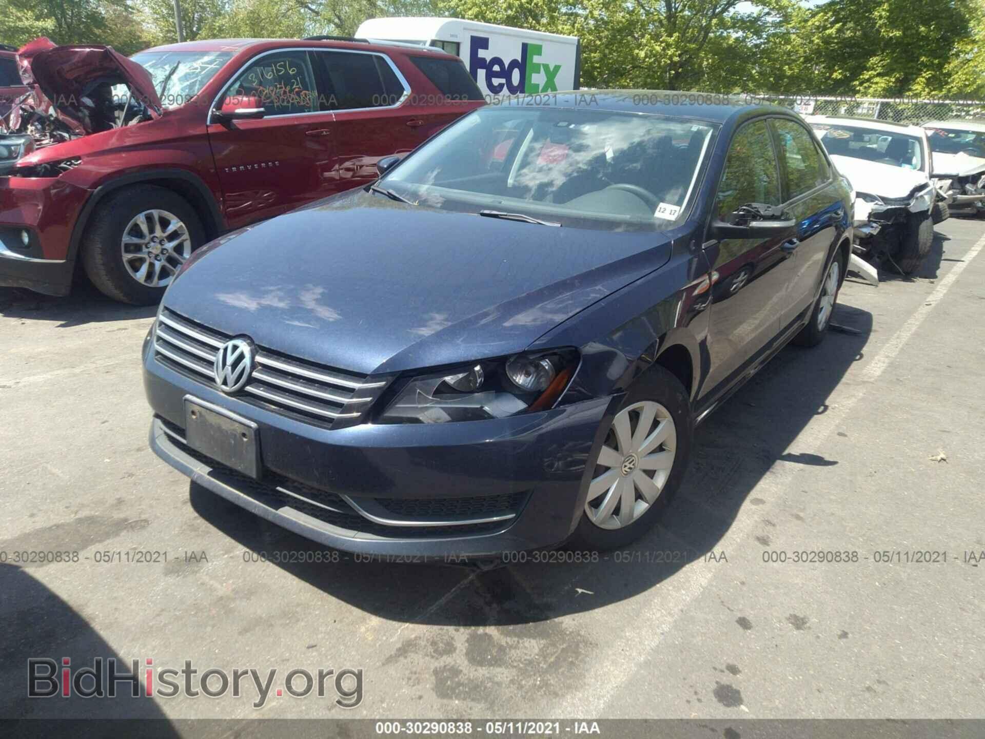 2013 VOLKSWAGEN PASSAT - VIN: 1VWAP7A32DC038798 - Фото 2