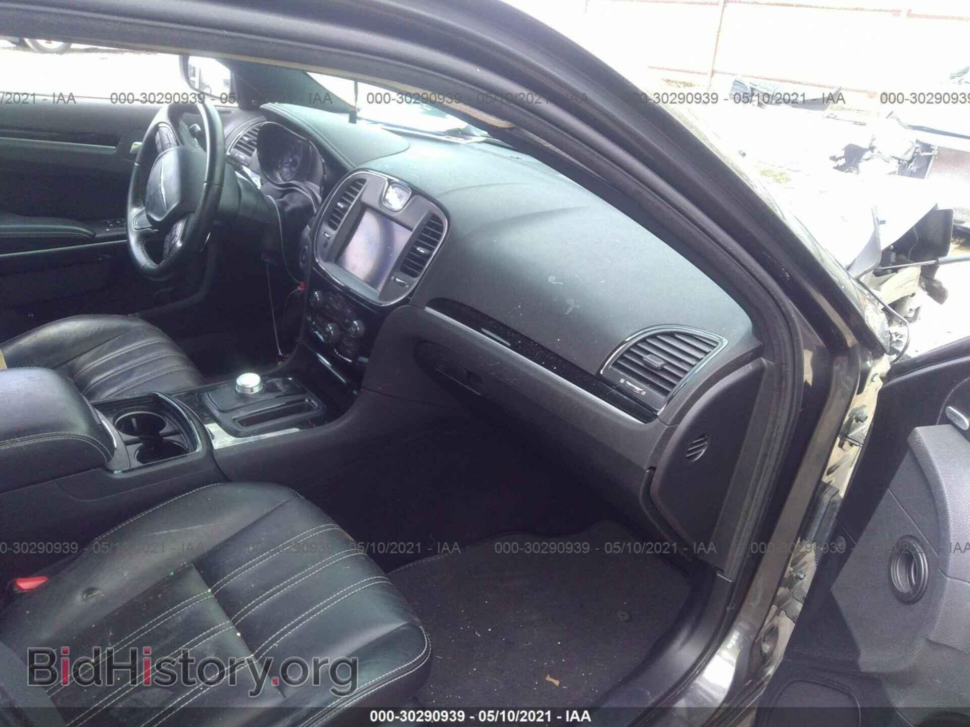 2019 CHRYSLER 300 - VIN: 2C3CCAGG7KH586325 - Photo 5