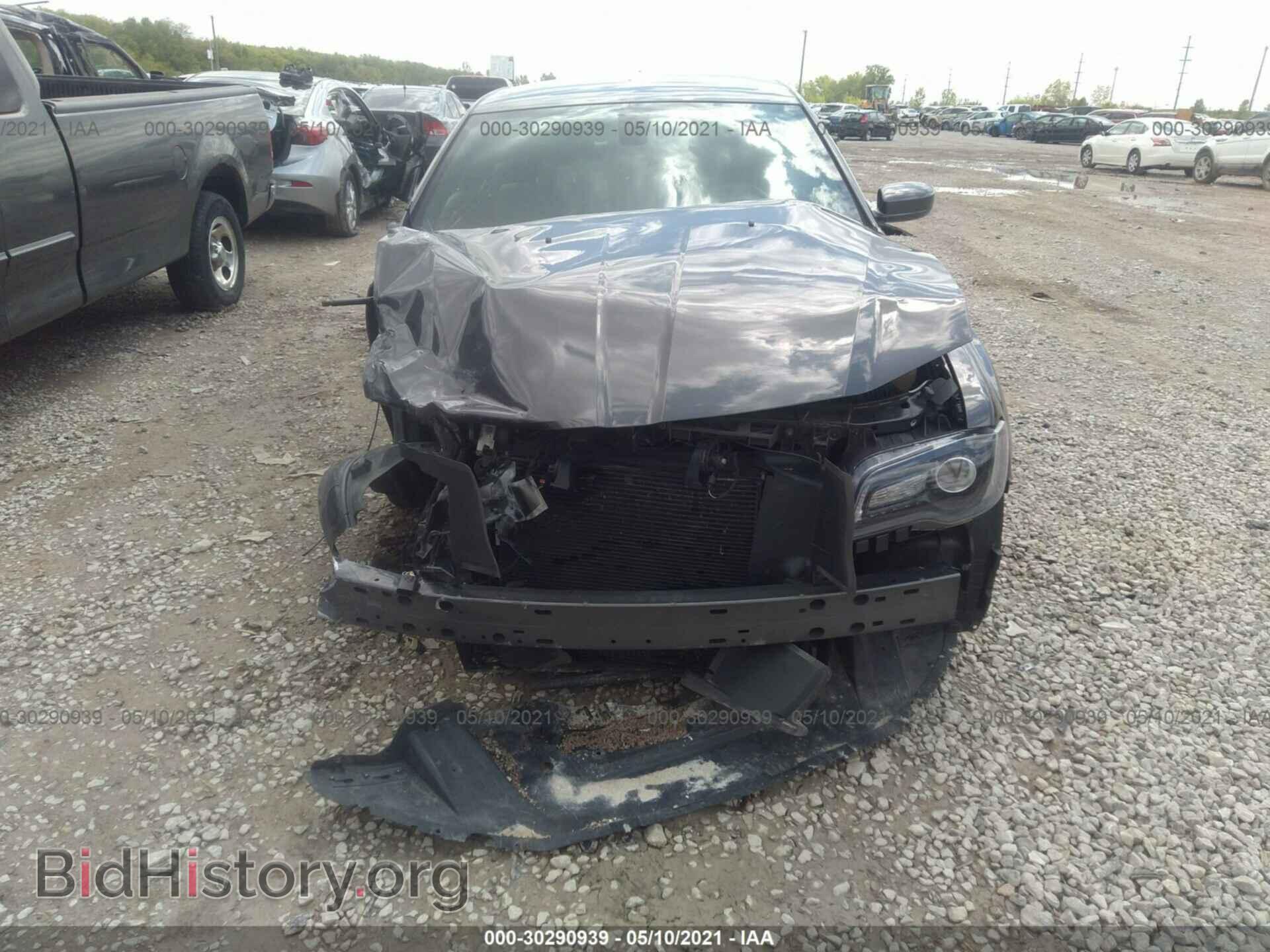 2019 CHRYSLER 300 - VIN: 2C3CCAGG7KH586325 - Photo 6