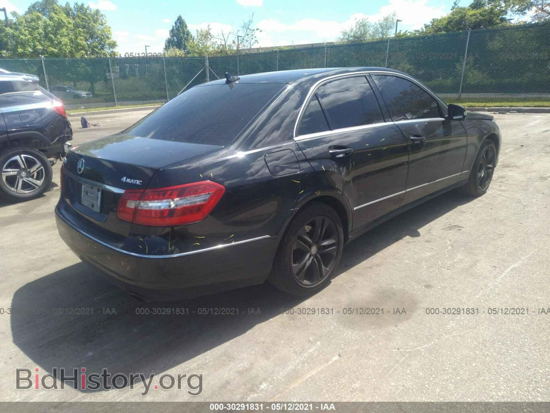 2011 MERCEDES-BENZ E-CLASS - VIN: WDDHF8HB0BA499228 - Фото 4