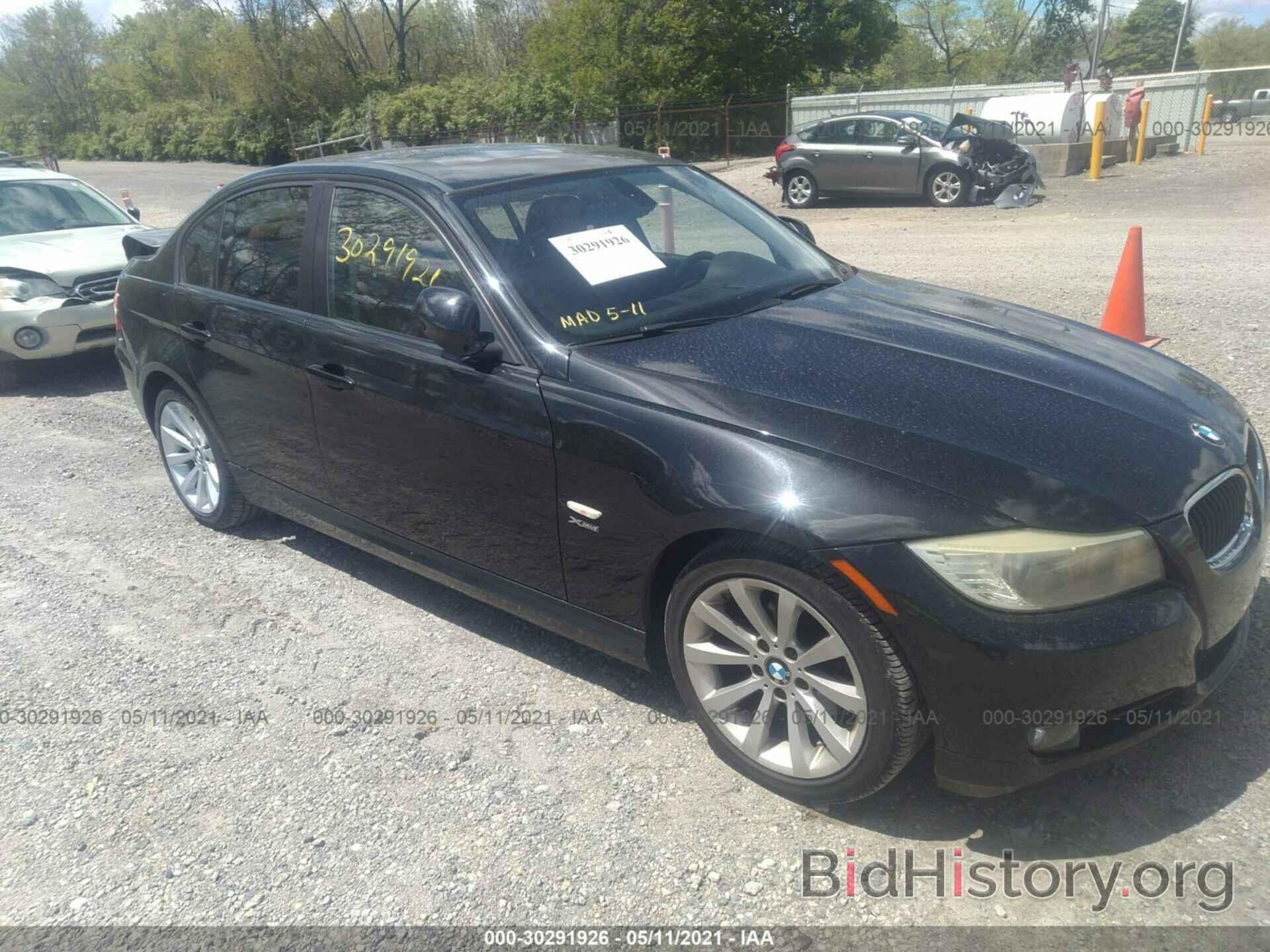 Photo WBAPK7C59BA970481 - BMW 3 SERIES 2011