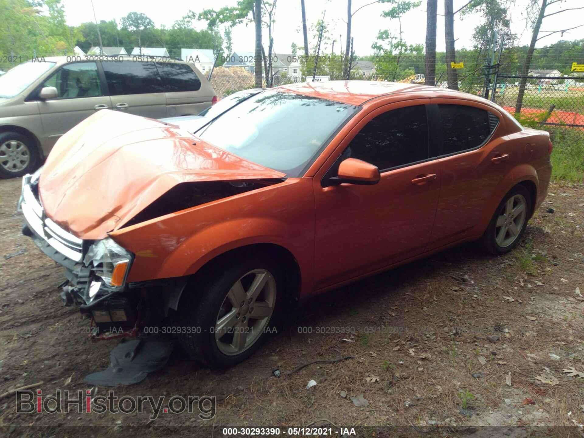 2011 DODGE AVENGER - VIN: 1B3BD1FB1BN575162 - Фото 2