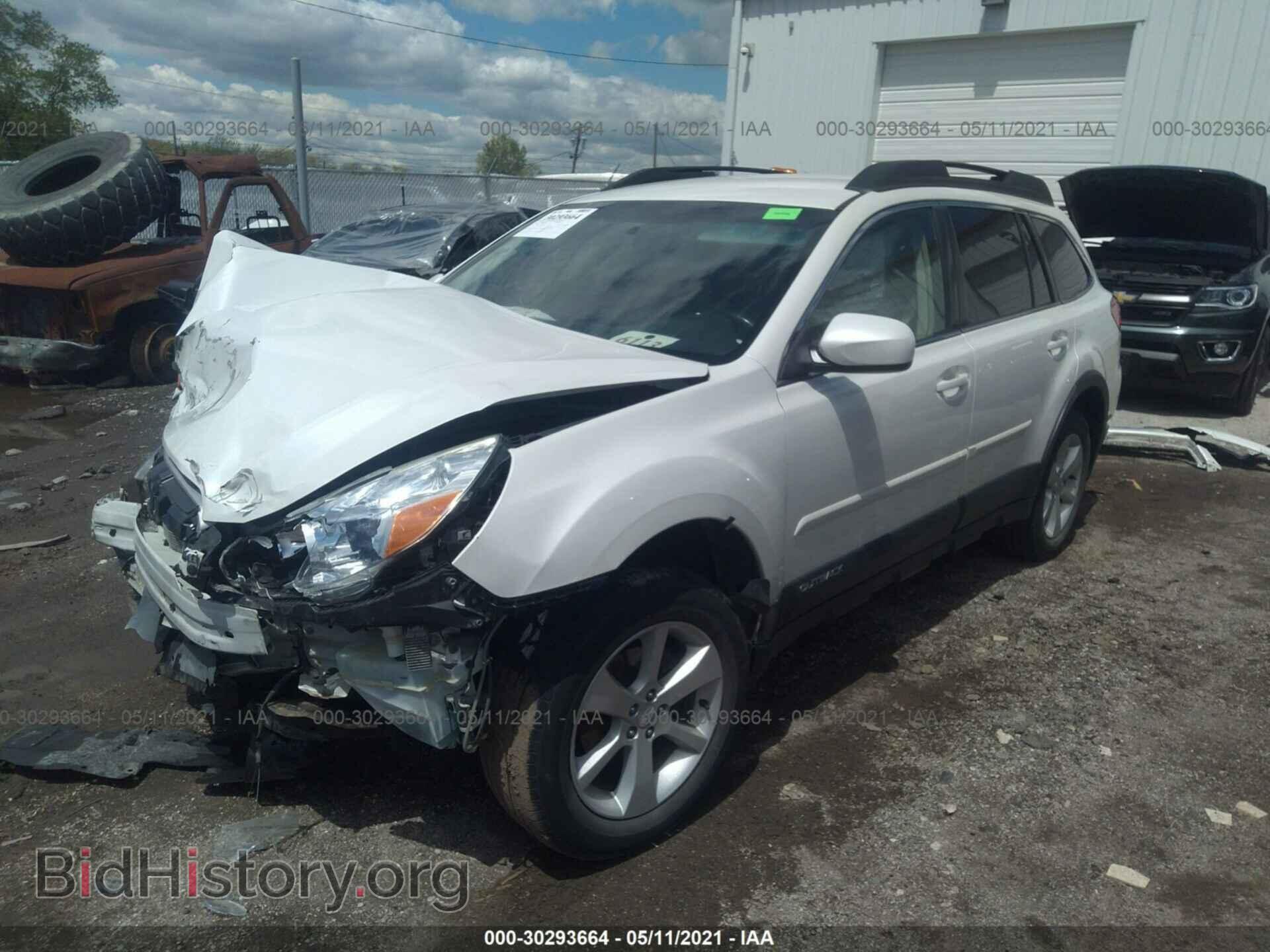 2014 SUBARU OUTBACK - VIN: 4S4BRCCC8E3256748 - Фото 2