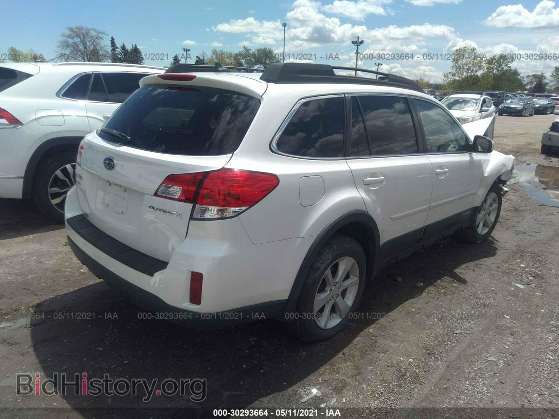 2014 SUBARU OUTBACK - VIN: 4S4BRCCC8E3256748 - Фото 4