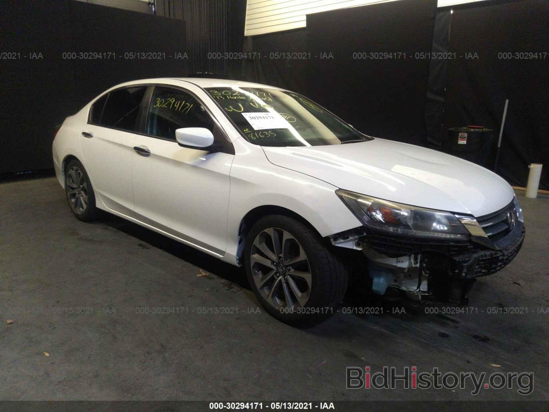 Photo 1HGCR2F53DA154074 - HONDA ACCORD SDN 2013