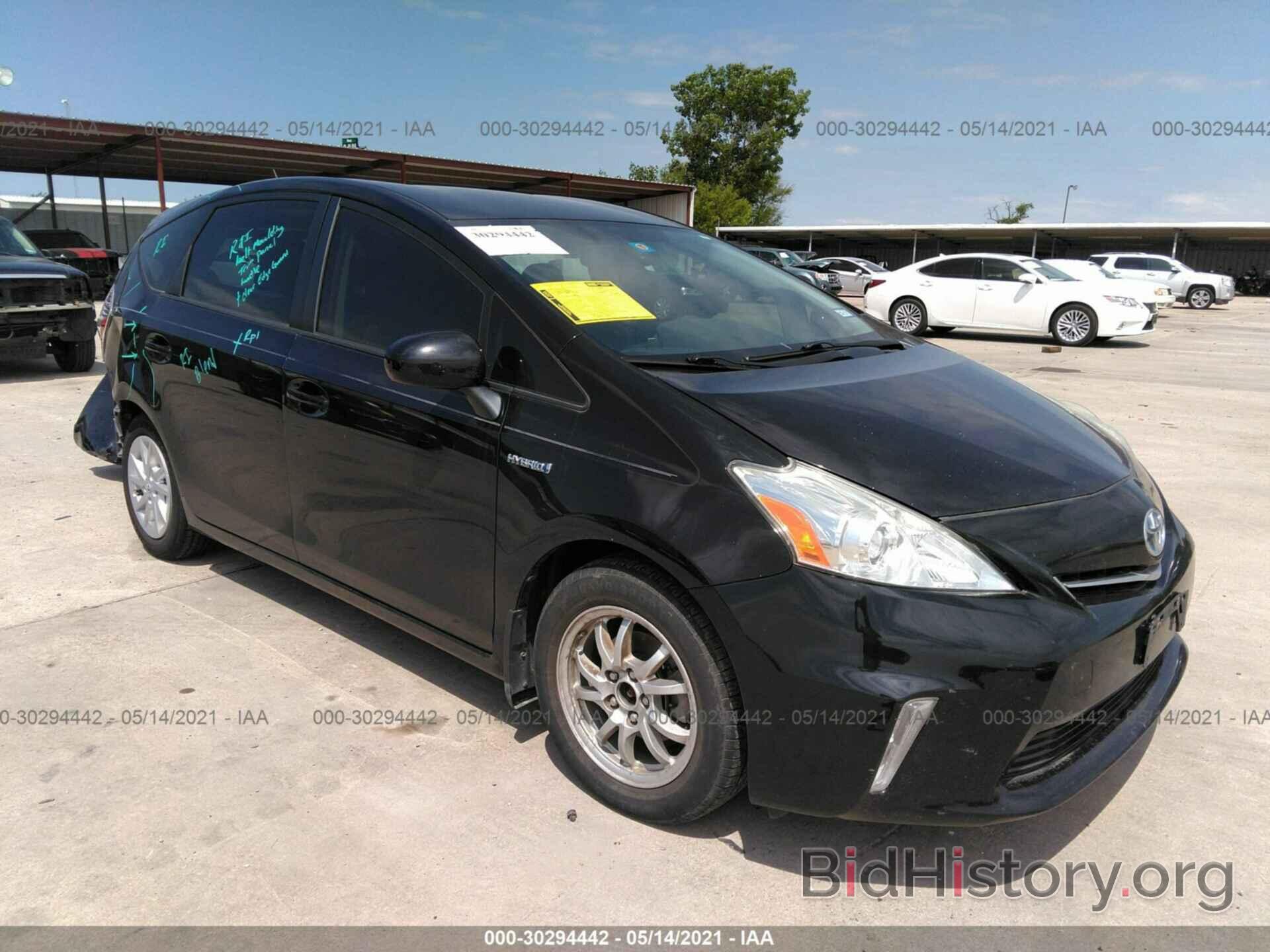 Фотография JTDZN3EU7EJ009835 - TOYOTA PRIUS V 2014