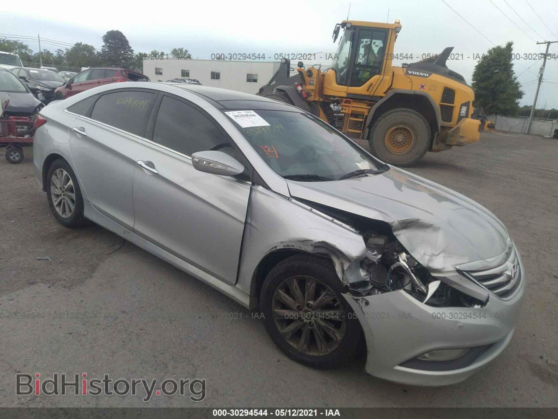 Фотография 5NPEC4AC2EH909526 - HYUNDAI SONATA 2014