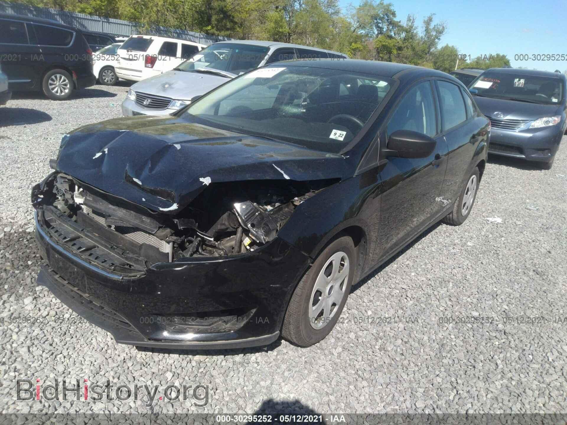 2017 FORD FOCUS - VIN: 1FADP3E25HL262637 - Фото 2