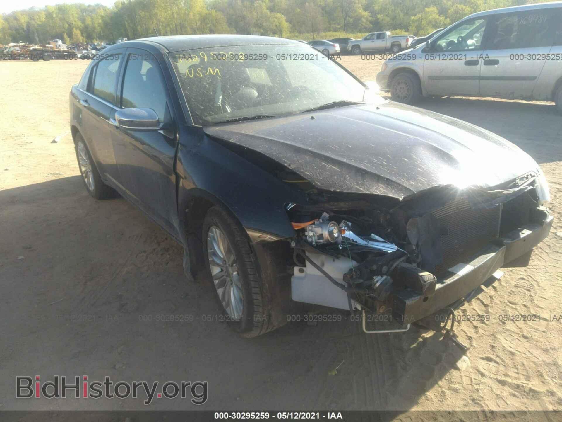 Photo 1C3BC2FG4BN550800 - CHRYSLER 200 2011