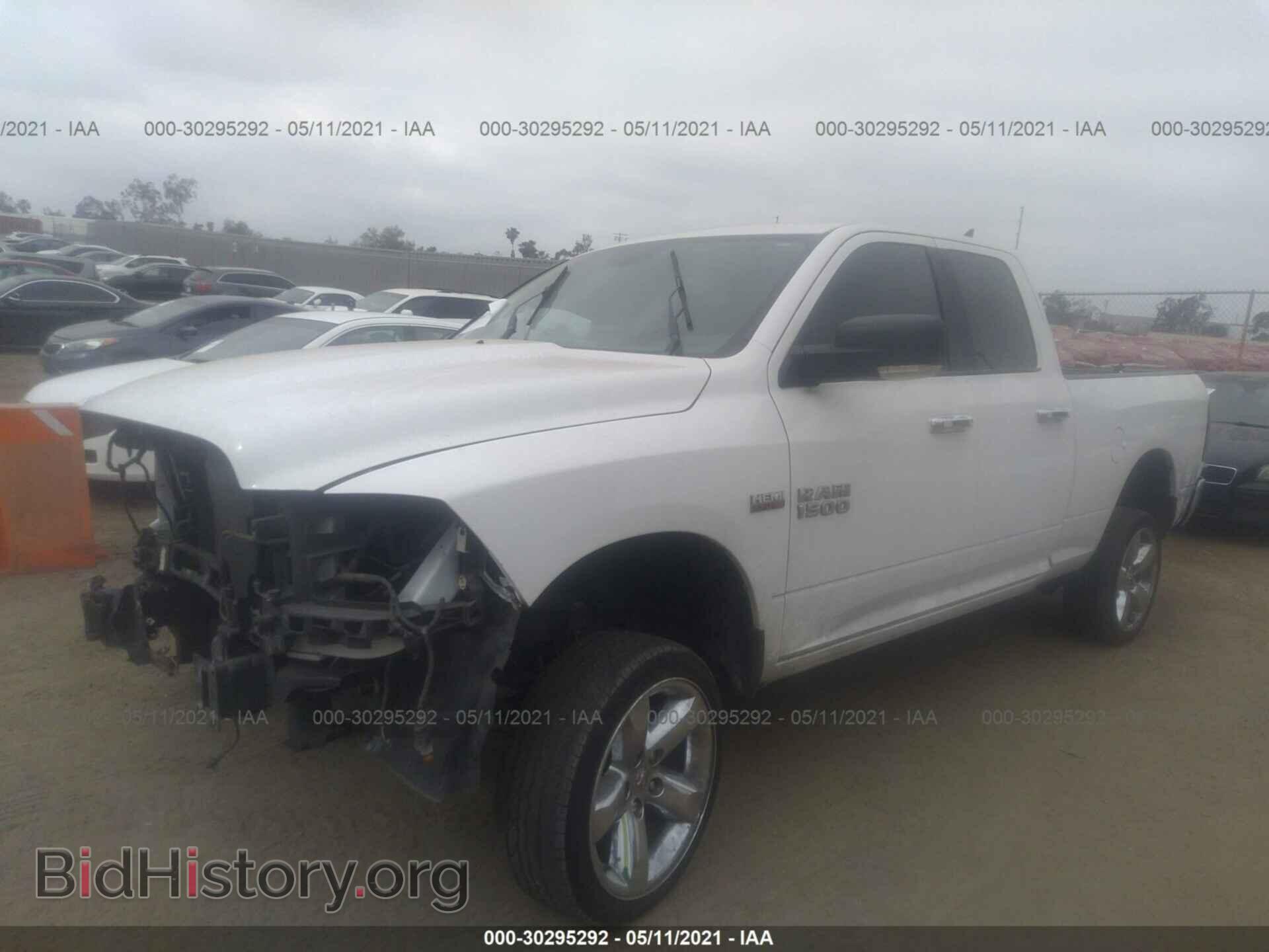 2017 RAM 1500 - VIN: 1C6RR6GT7HS695312 - Фото 2